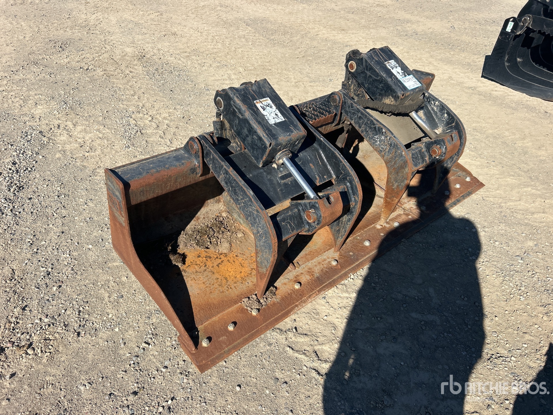 General Appearance with Image, coin avant droit