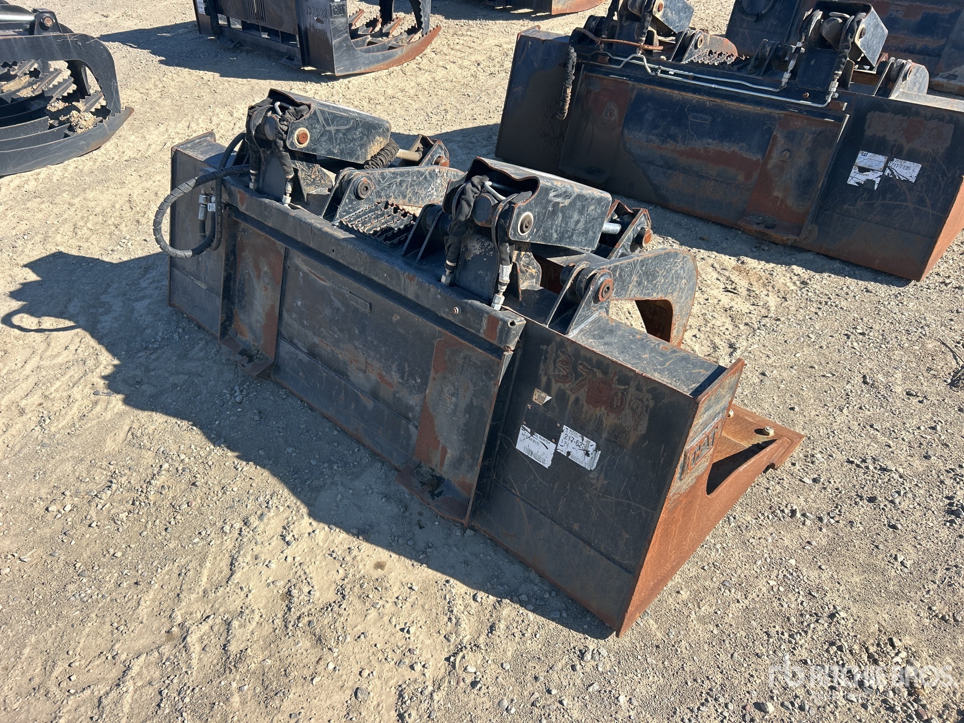 General Appearance with Image, coin arrière droit