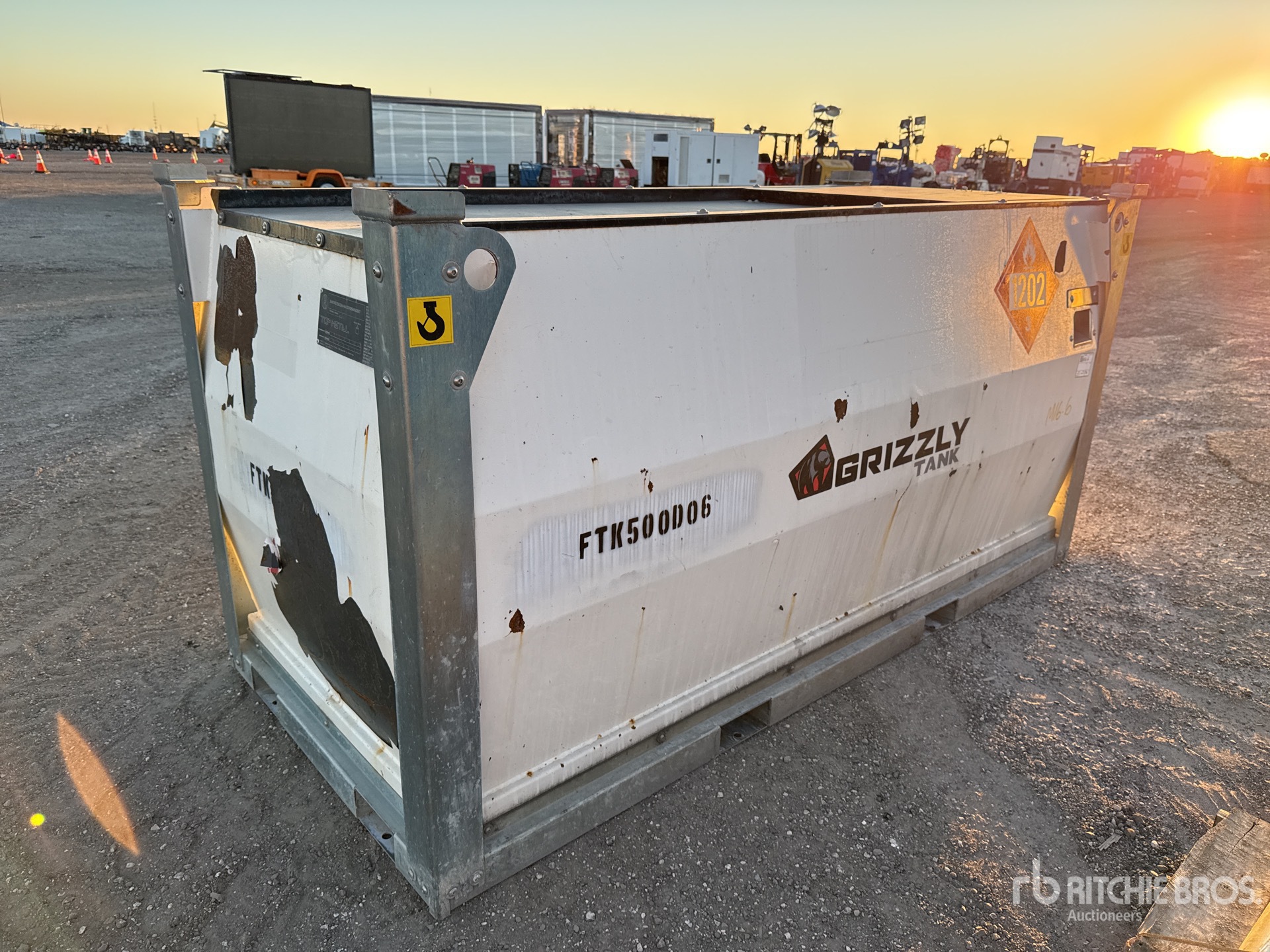 General Appearance with Picture, Left Rear Corner