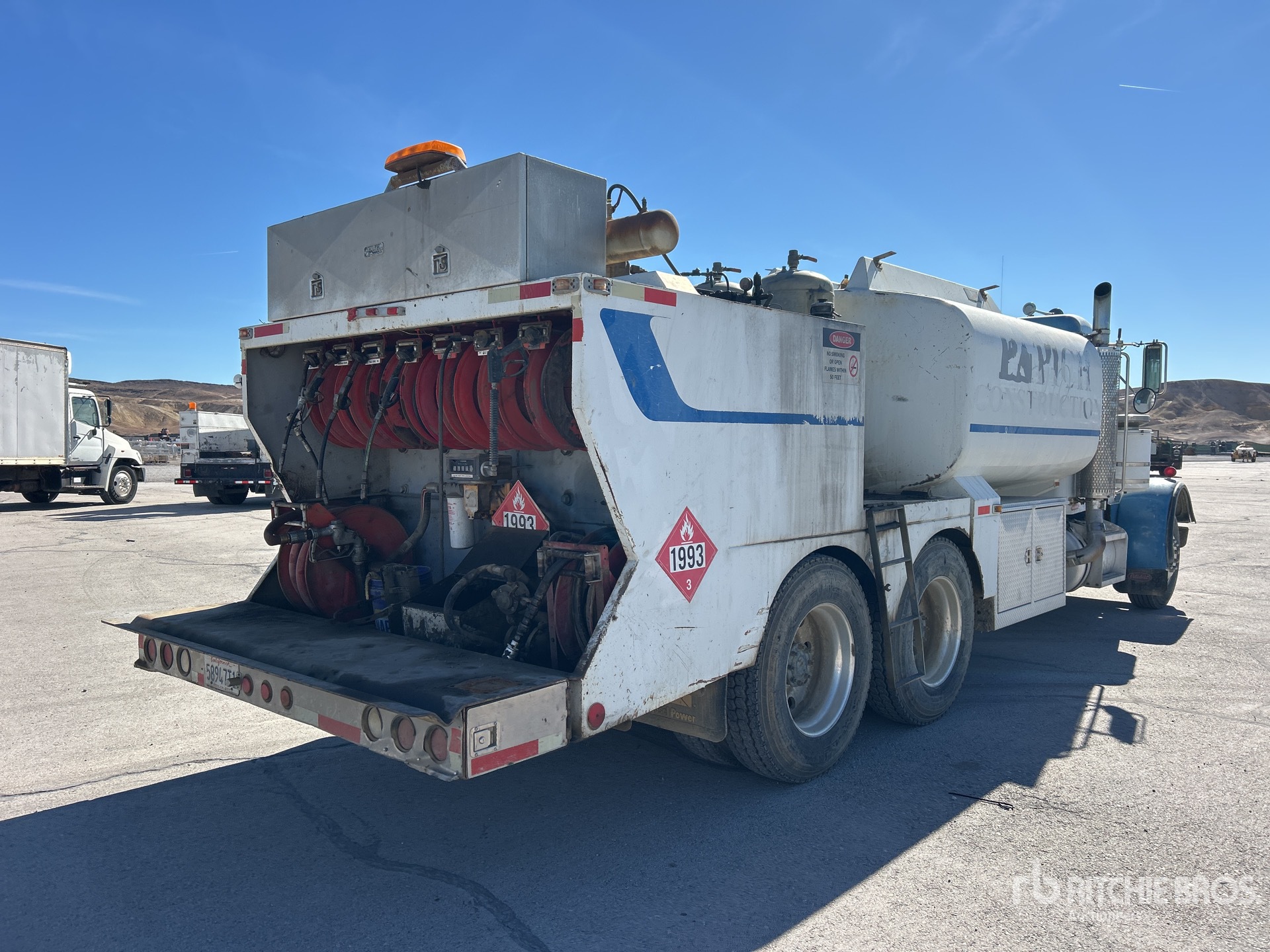 General Appearance with Image, coin arrière droit