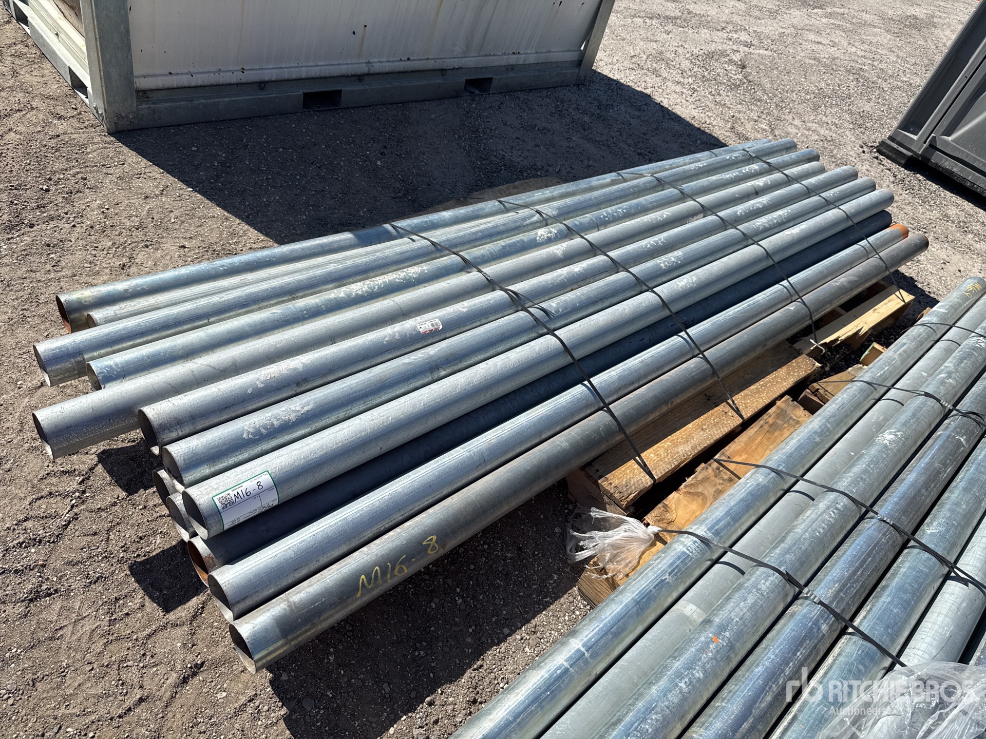 General Appearance with Image, coin avant gauche