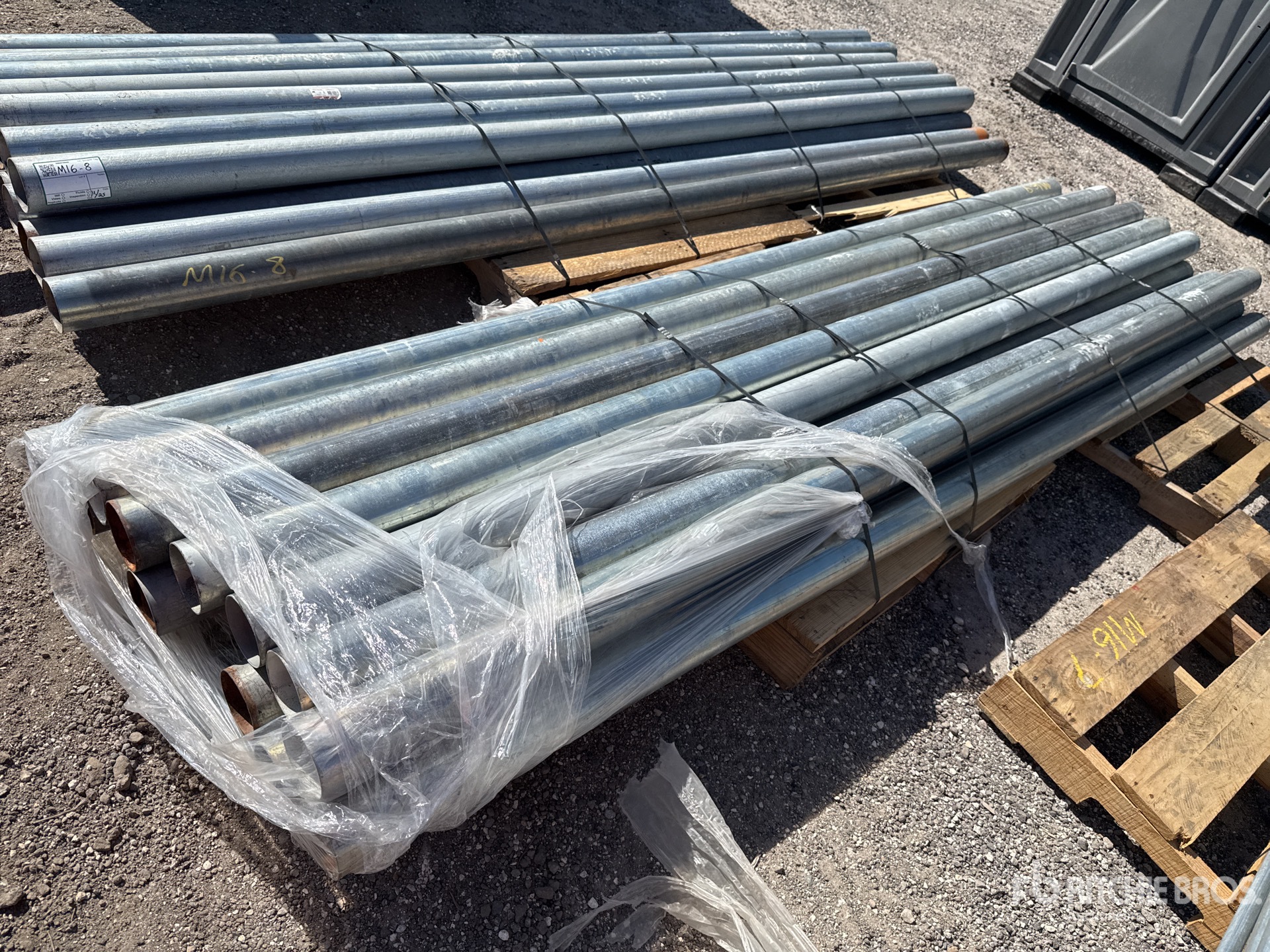 General Appearance with Image, coin arrière droit