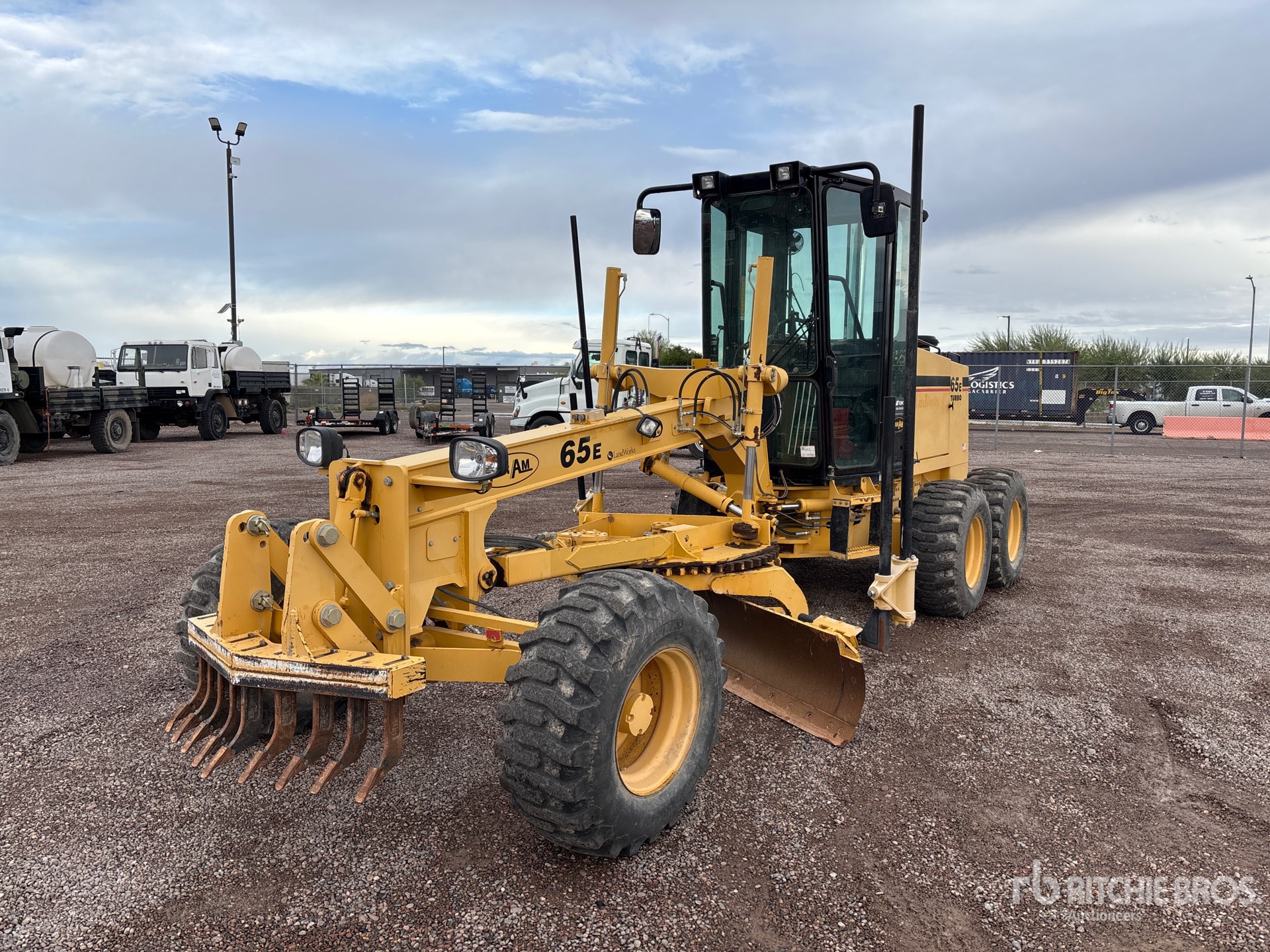 General Appearance with Picture, Left Front Corner