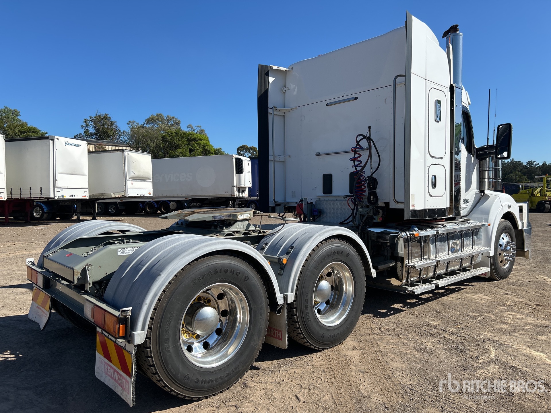 General Appearance with Imagen: esquina trasera izquierda