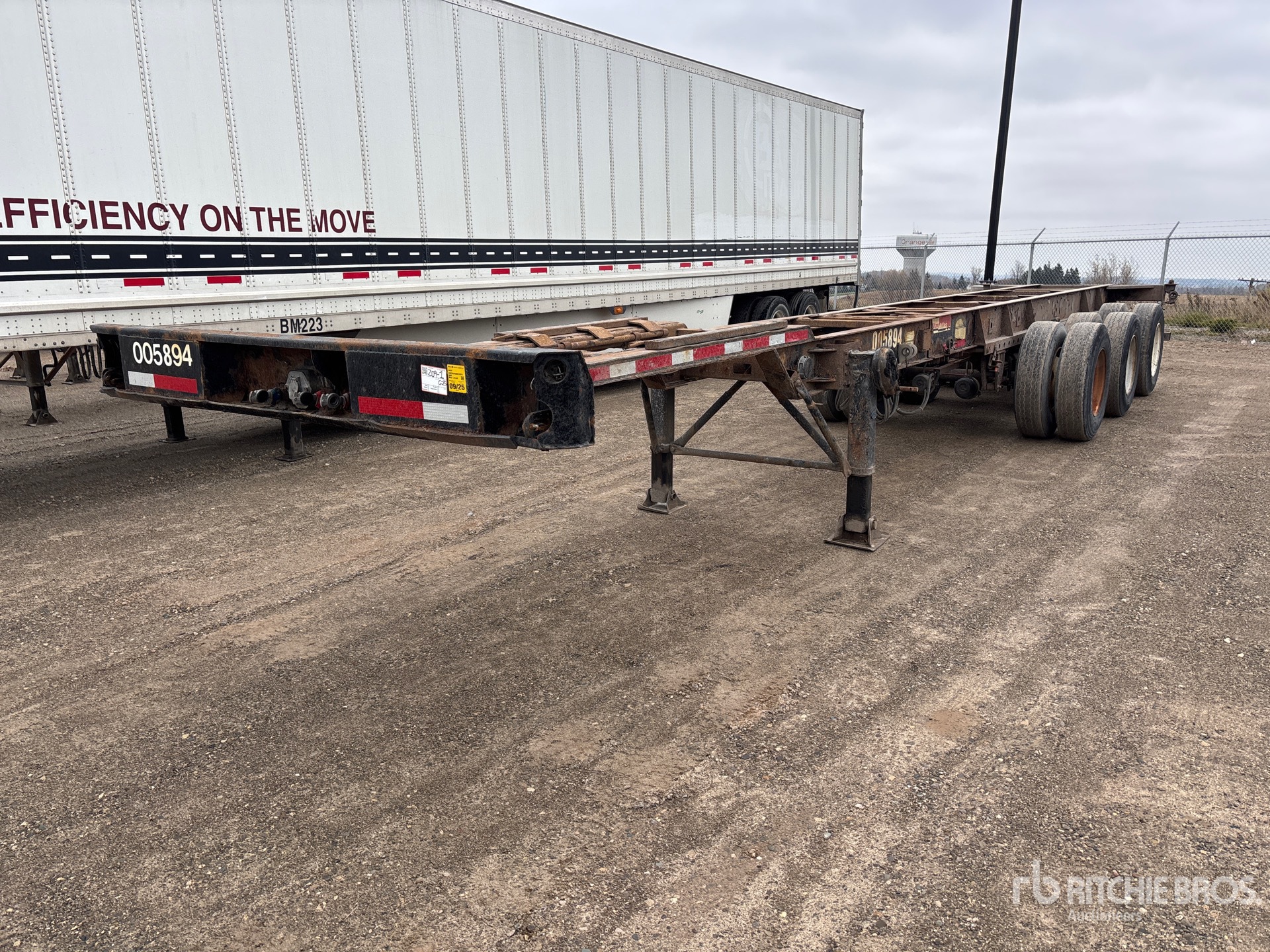 Aspect général with Image, coin avant gauche