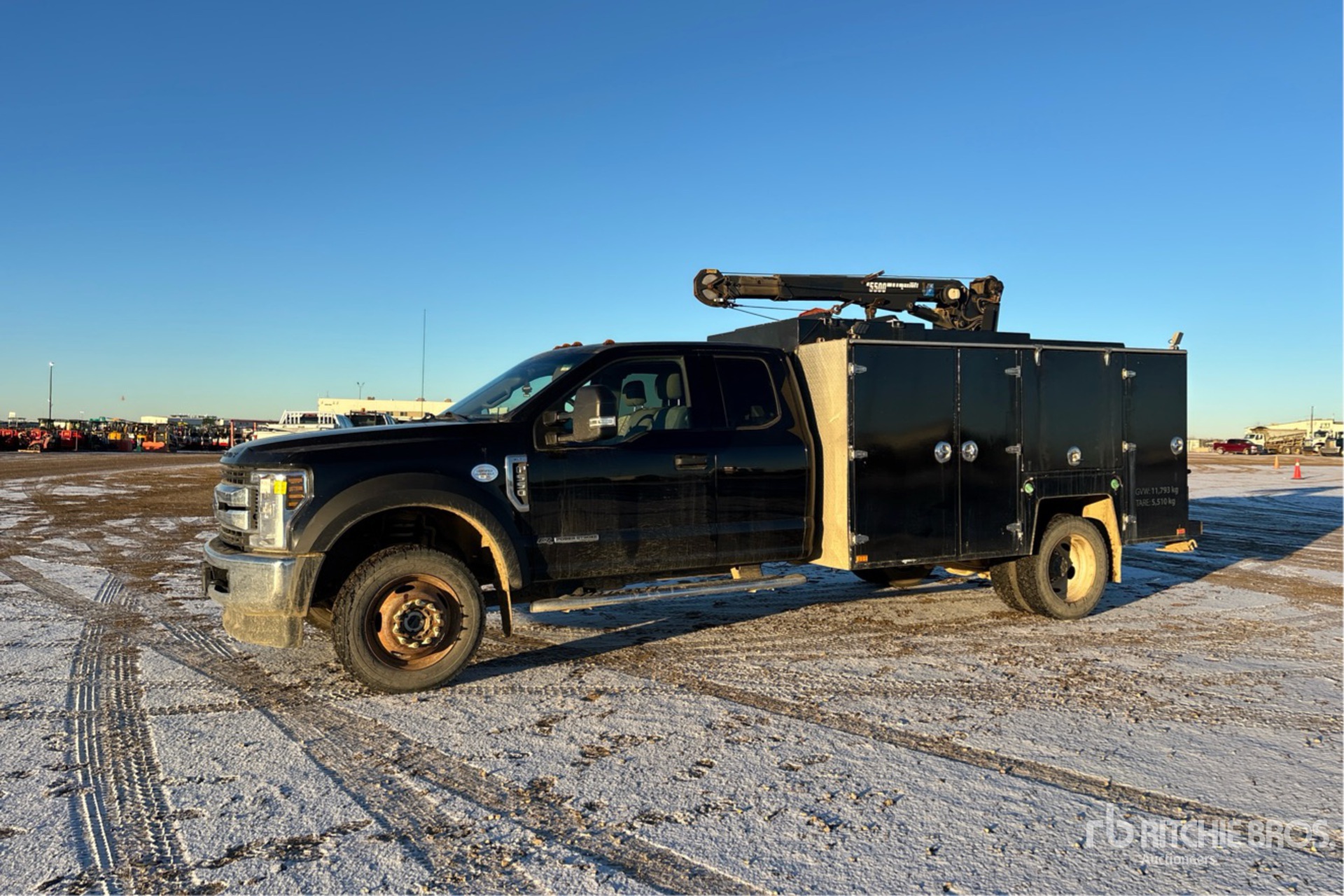 General Appearance with Picture, Left Front Corner