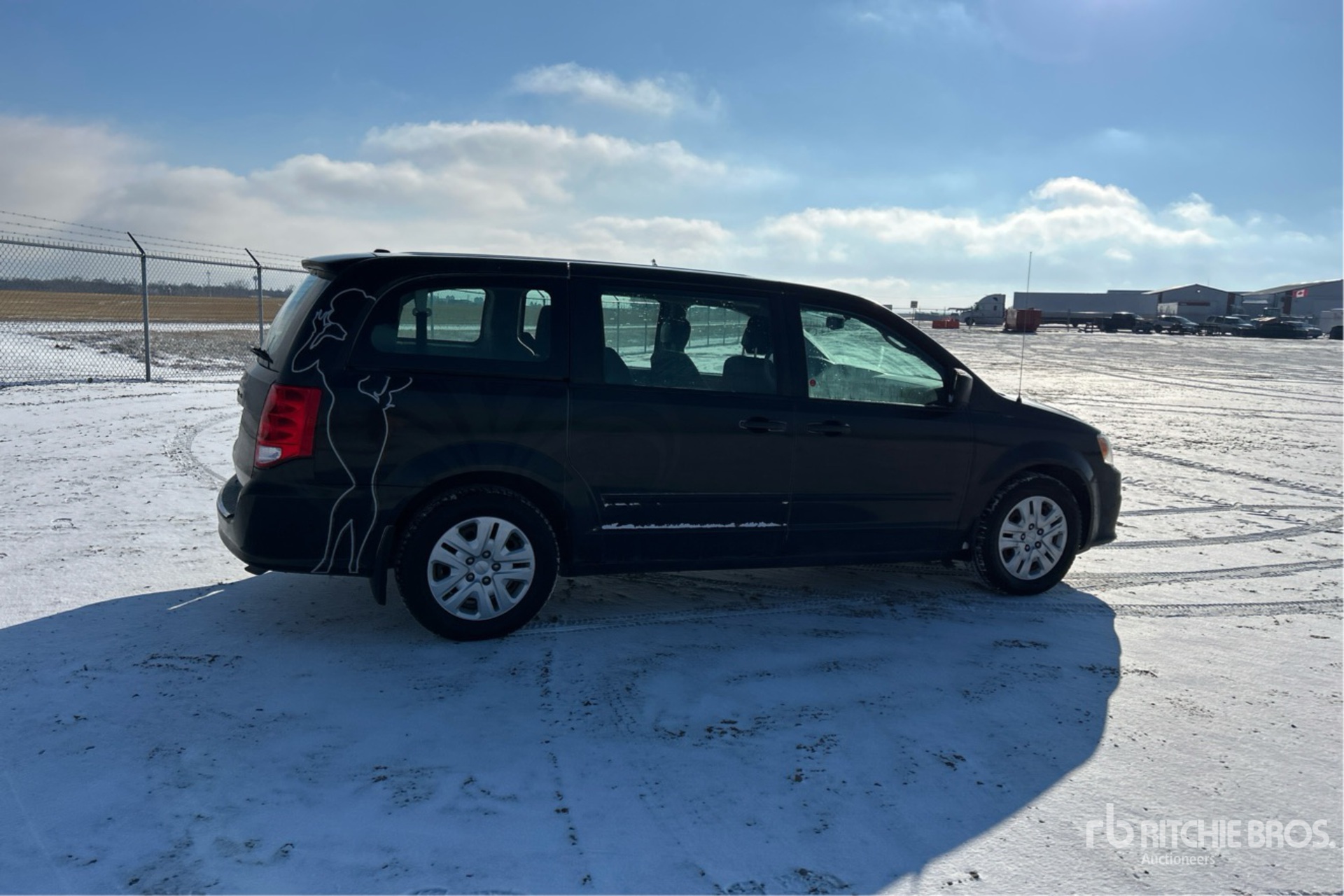 General Appearance with Picture, Right Rear Corner