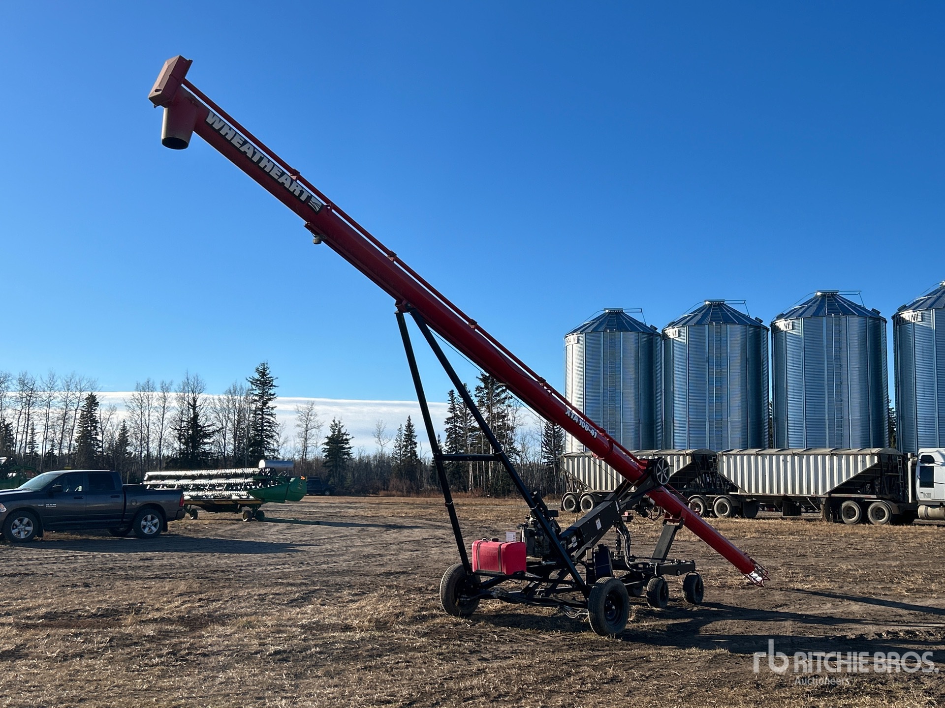 General Appearance with Foto, angolo anteriore sinistro