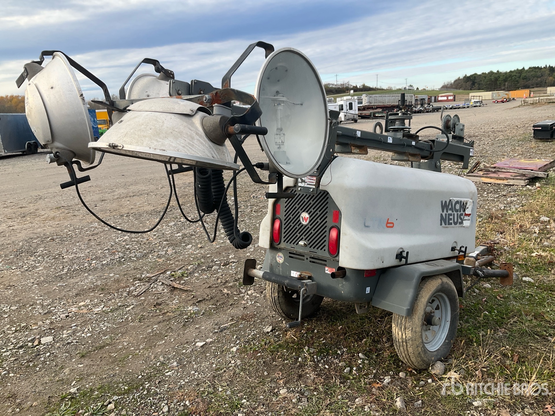 General Appearance with Picture, Right Rear Corner