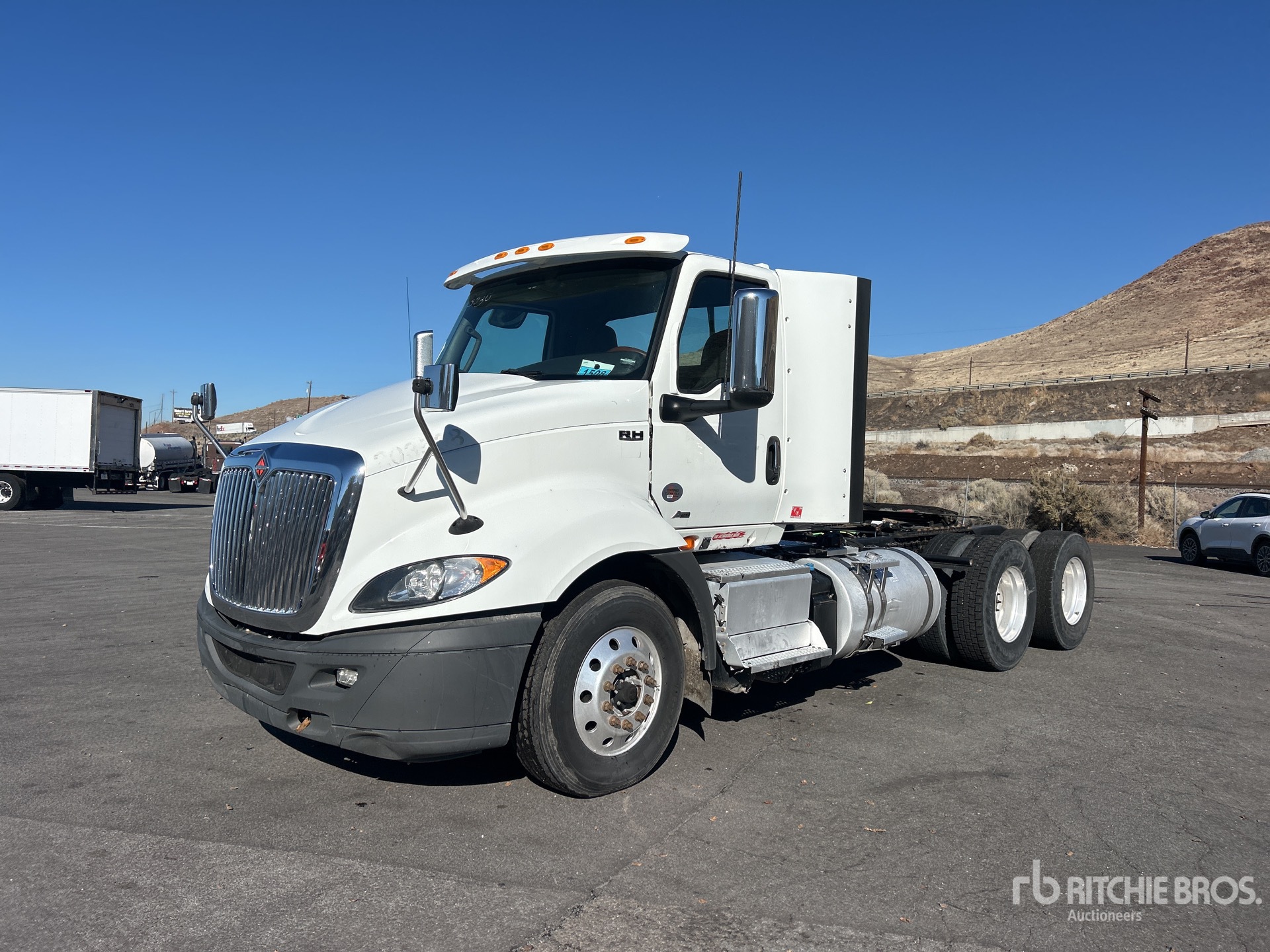 General Appearance with Picture, Left Front Corner