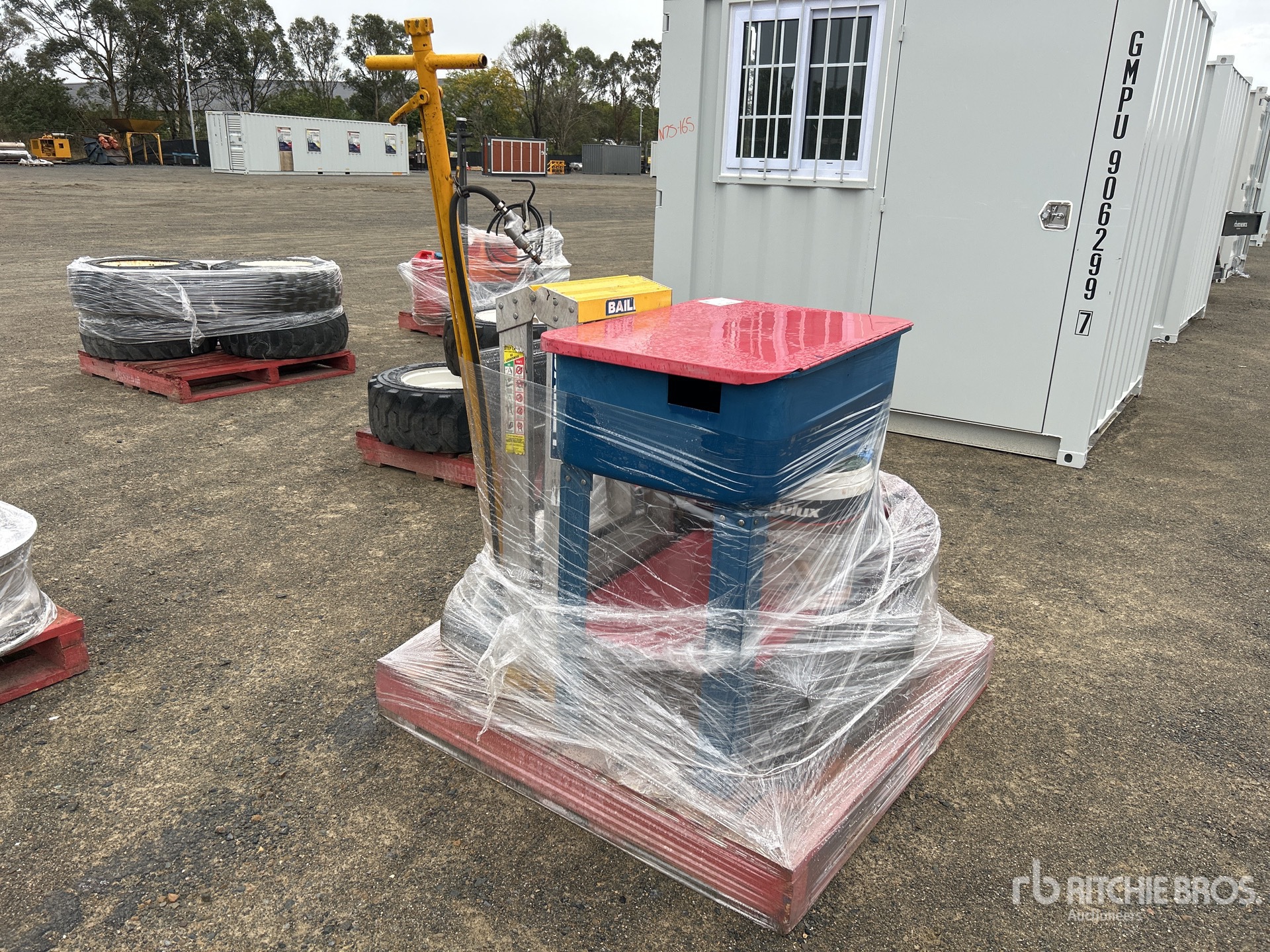 General Appearance with Picture, Left Rear Corner