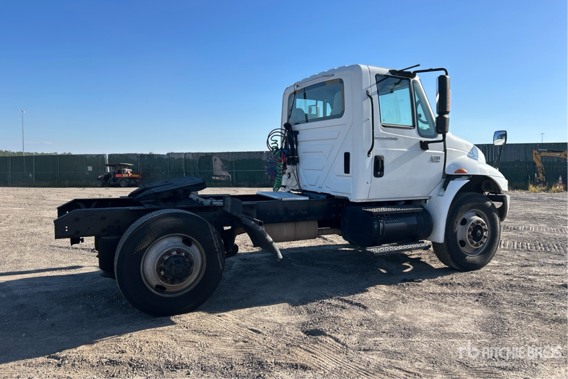 General Appearance with Imagen: esquina trasera derecha