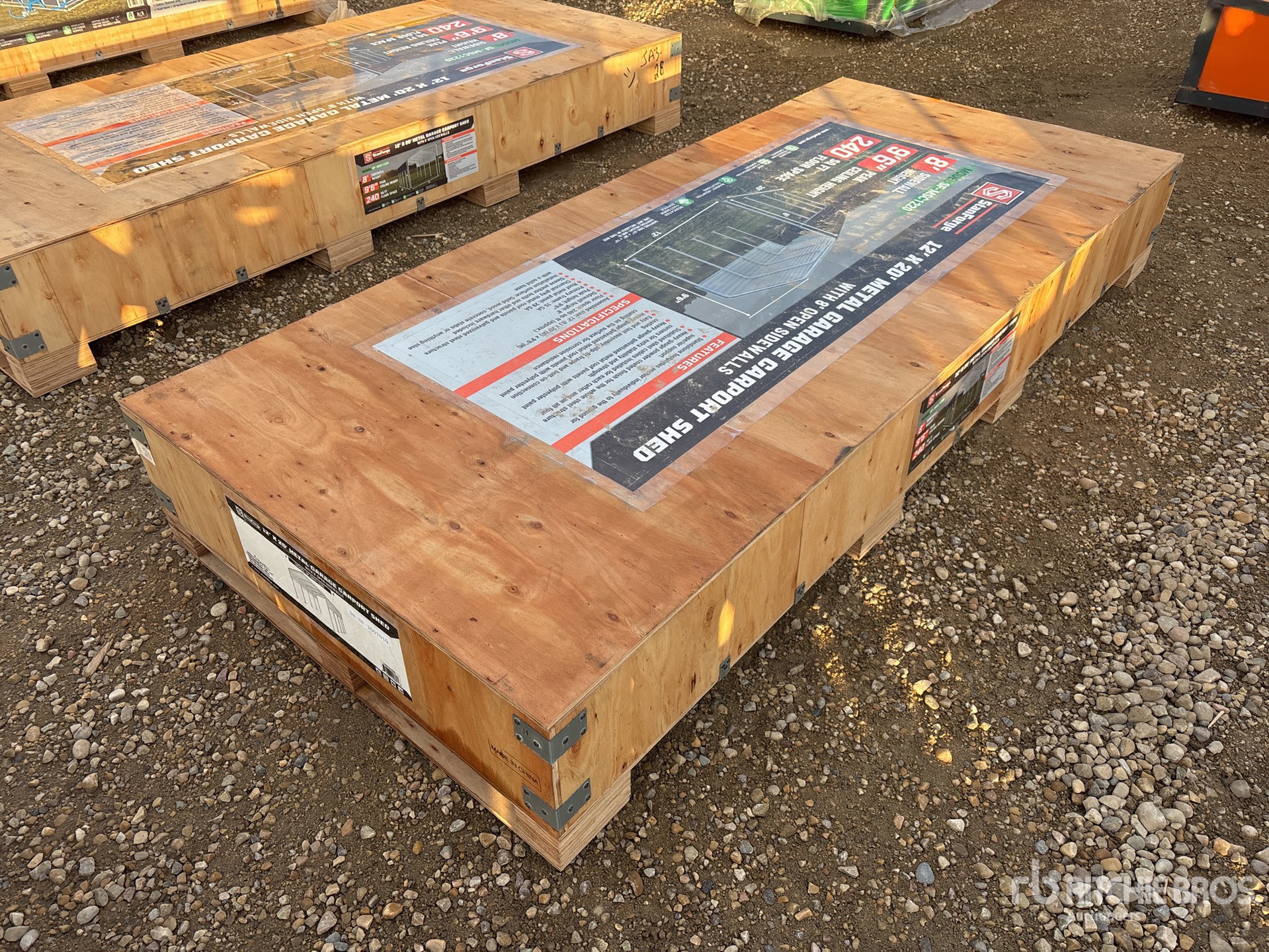 General Appearance with Picture, Left Rear Corner