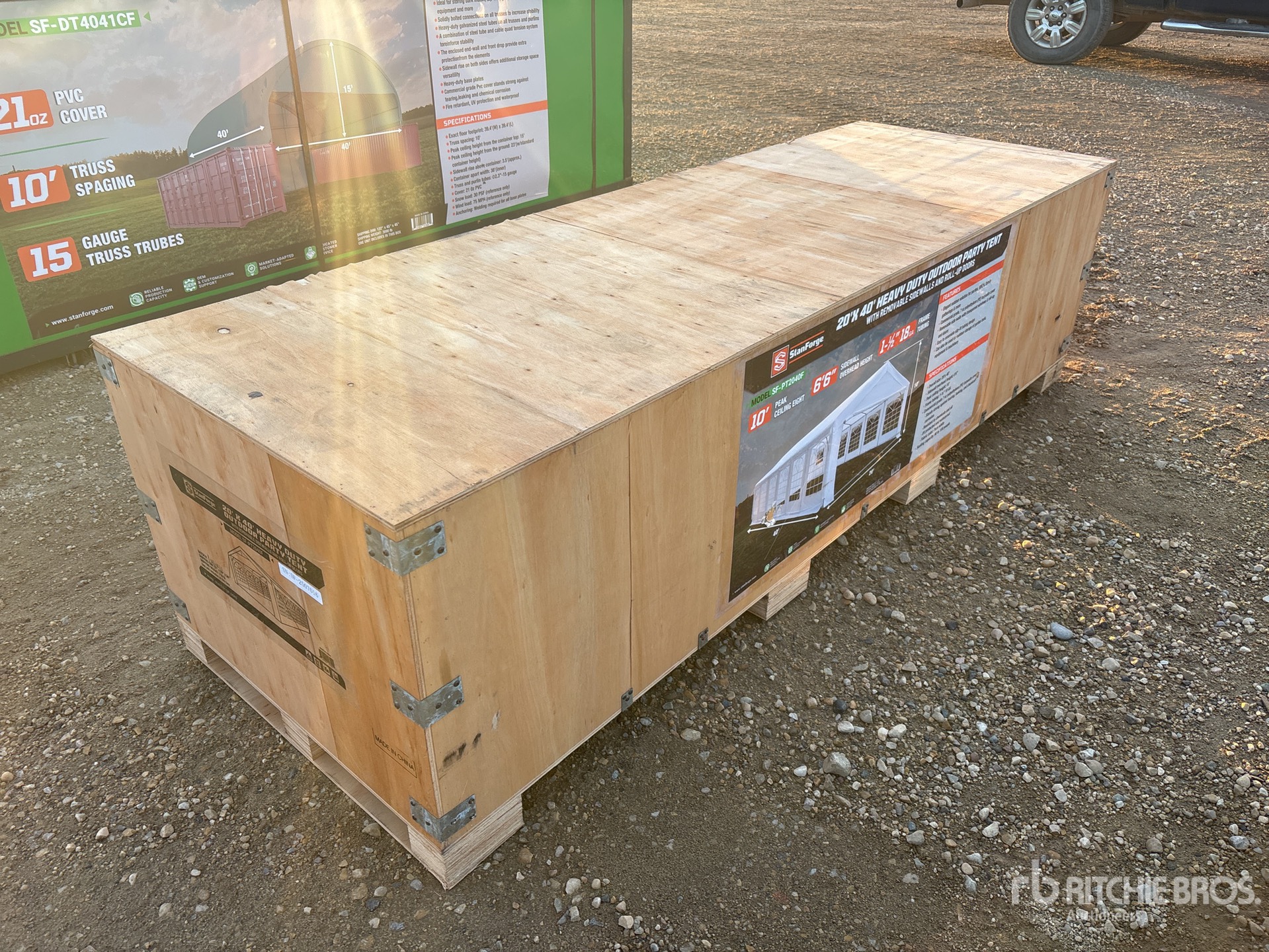 General Appearance with Picture, Right Front Corner