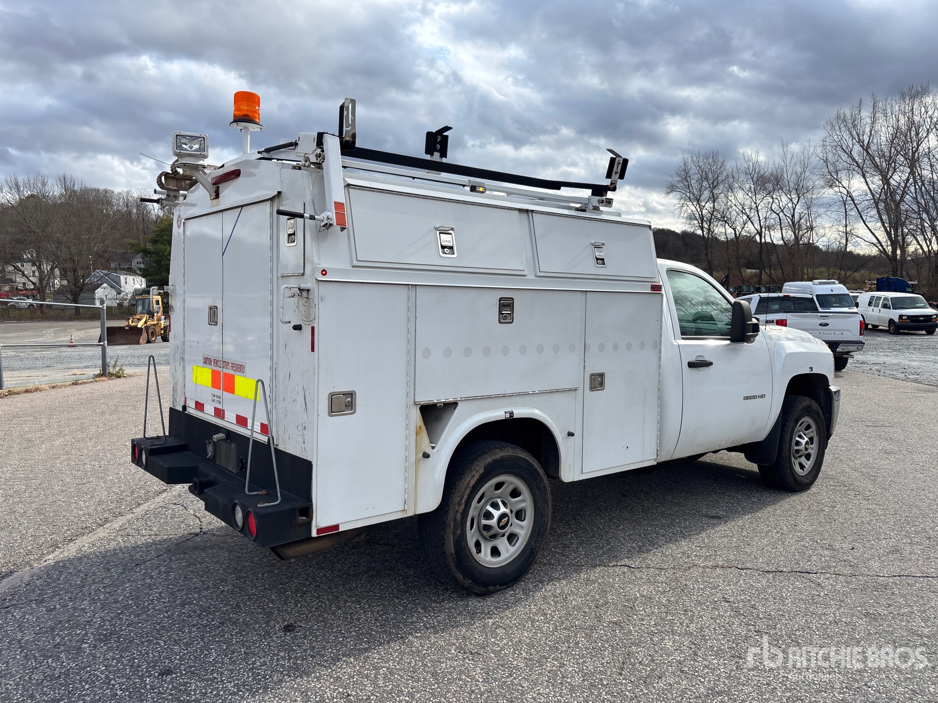 General Appearance with Foto, angolo anteriore sinistro