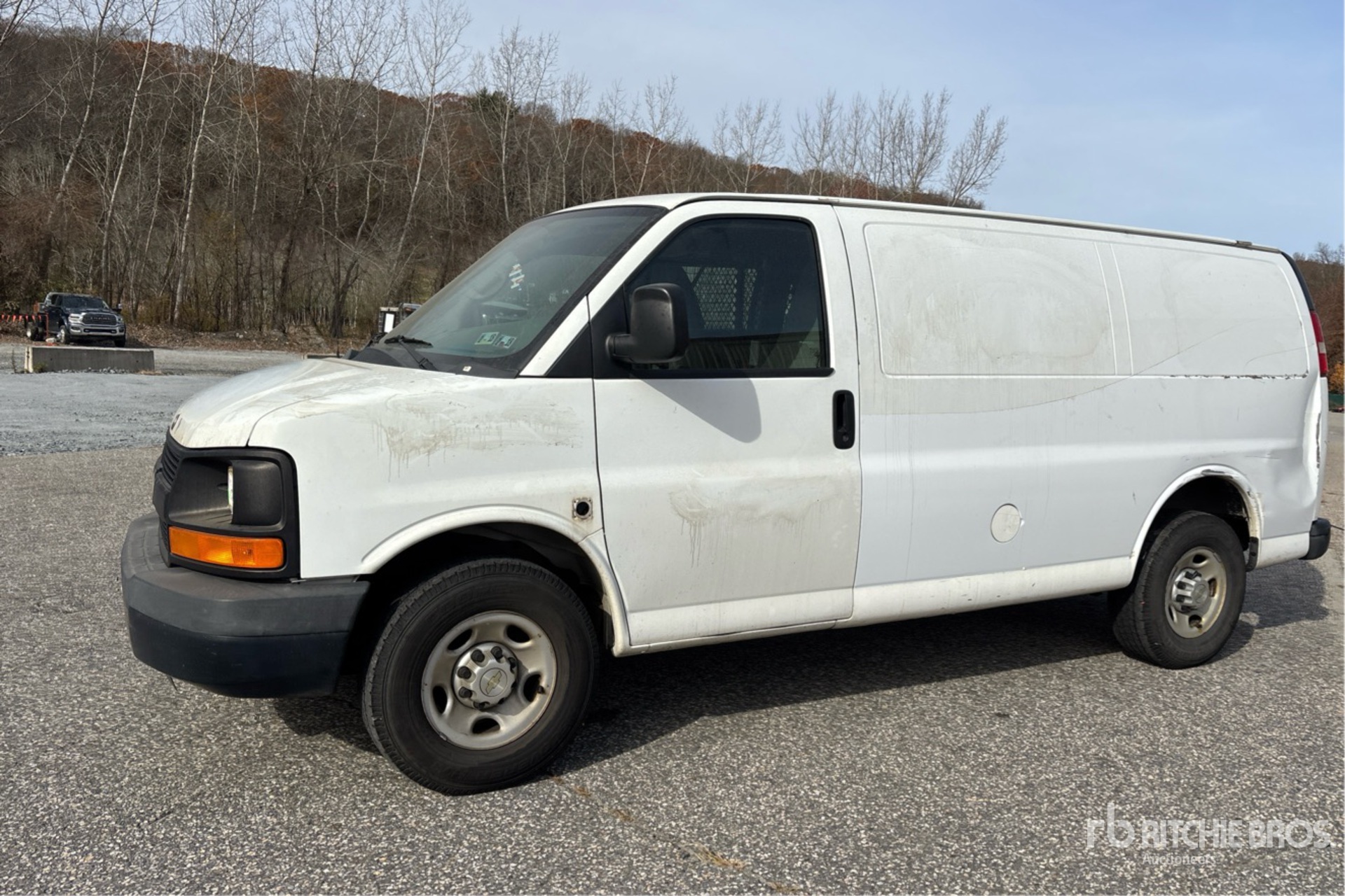 General Appearance with Foto, angolo anteriore sinistro