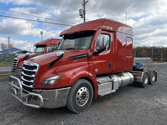 2024 Freightliner Cascadia 6x4 T/A Sleeper Truck Tractor