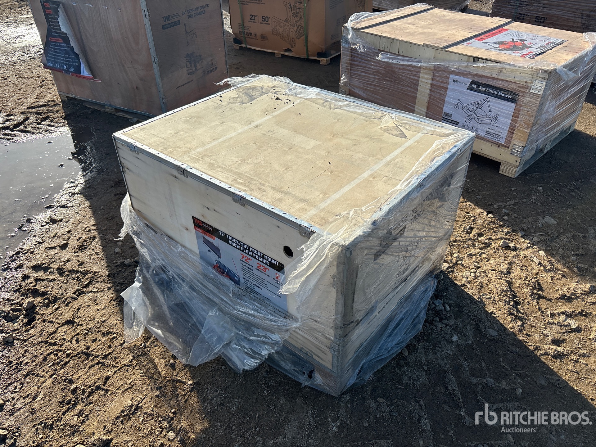 General Appearance with Picture, Left Front Corner