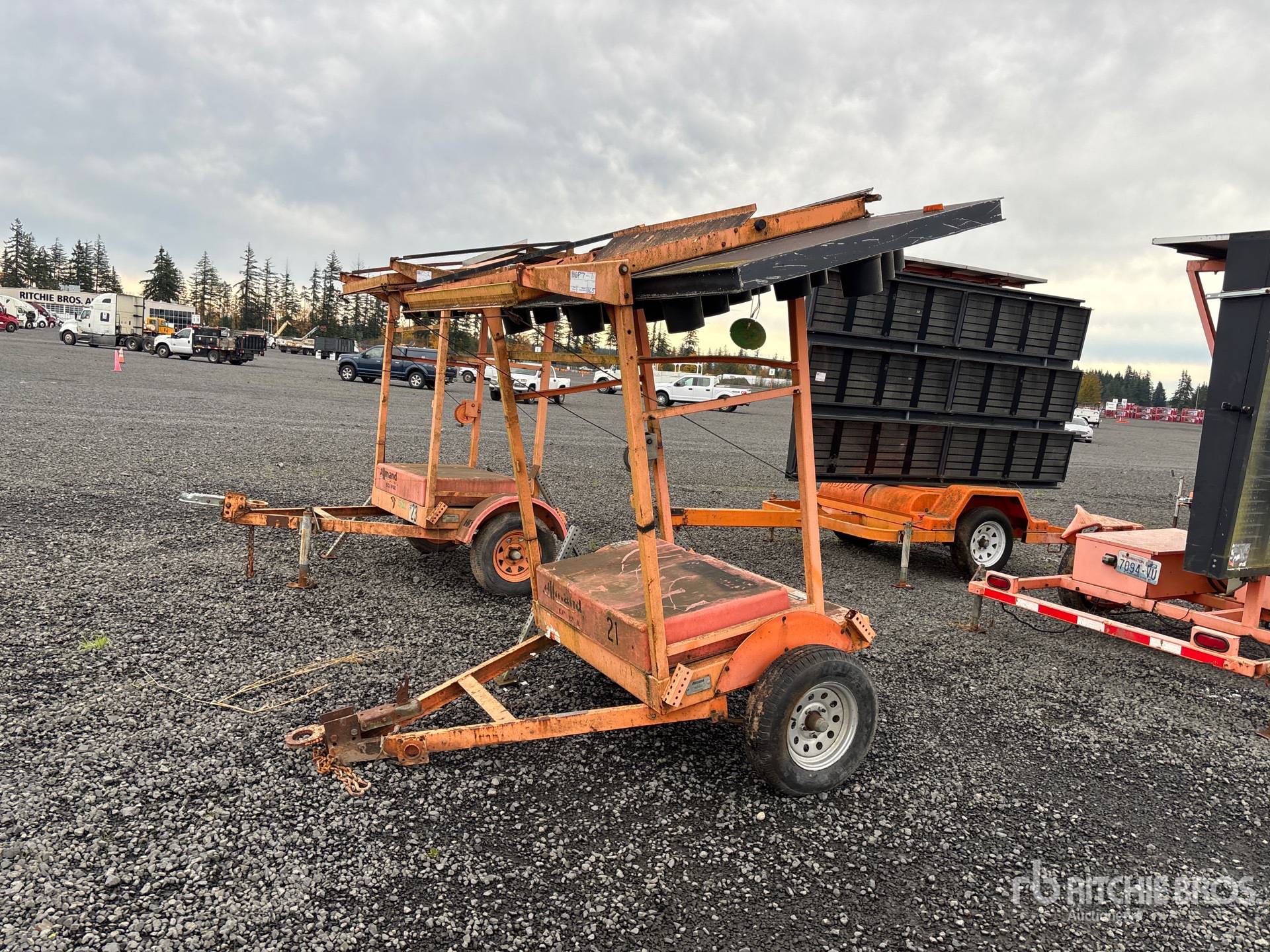 General Appearance with Featured Photo