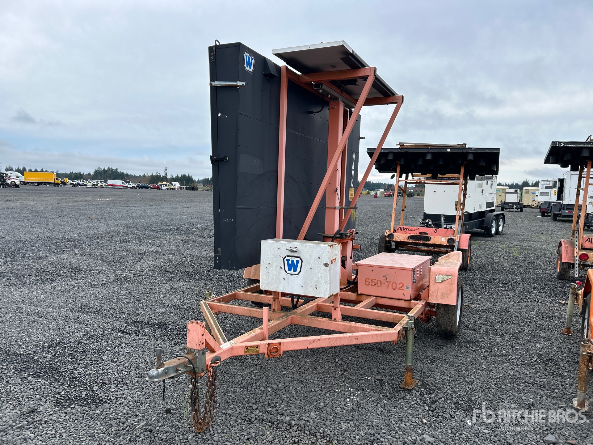 General Appearance with Featured Photo