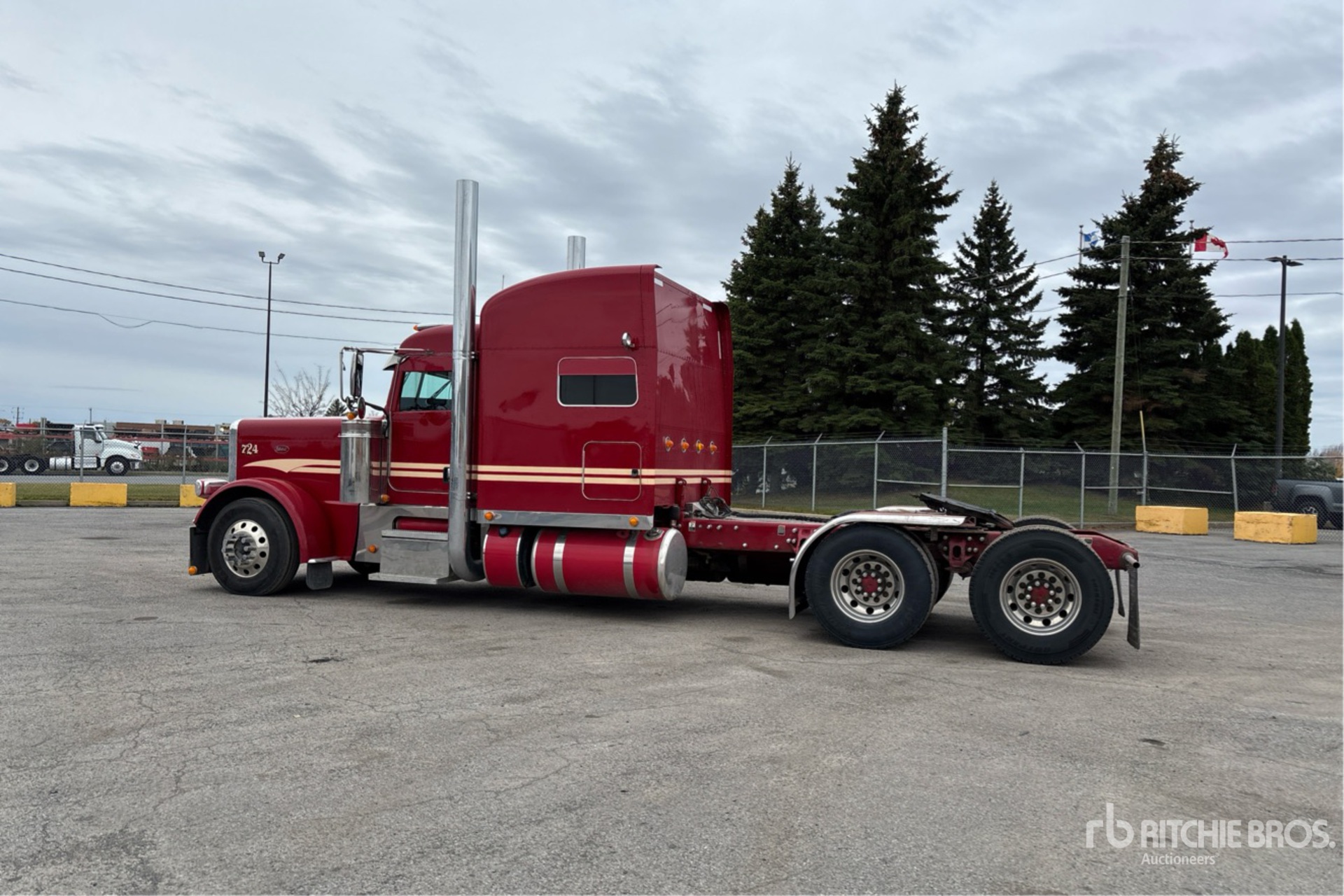 General Appearance with Picture, Left Rear Corner