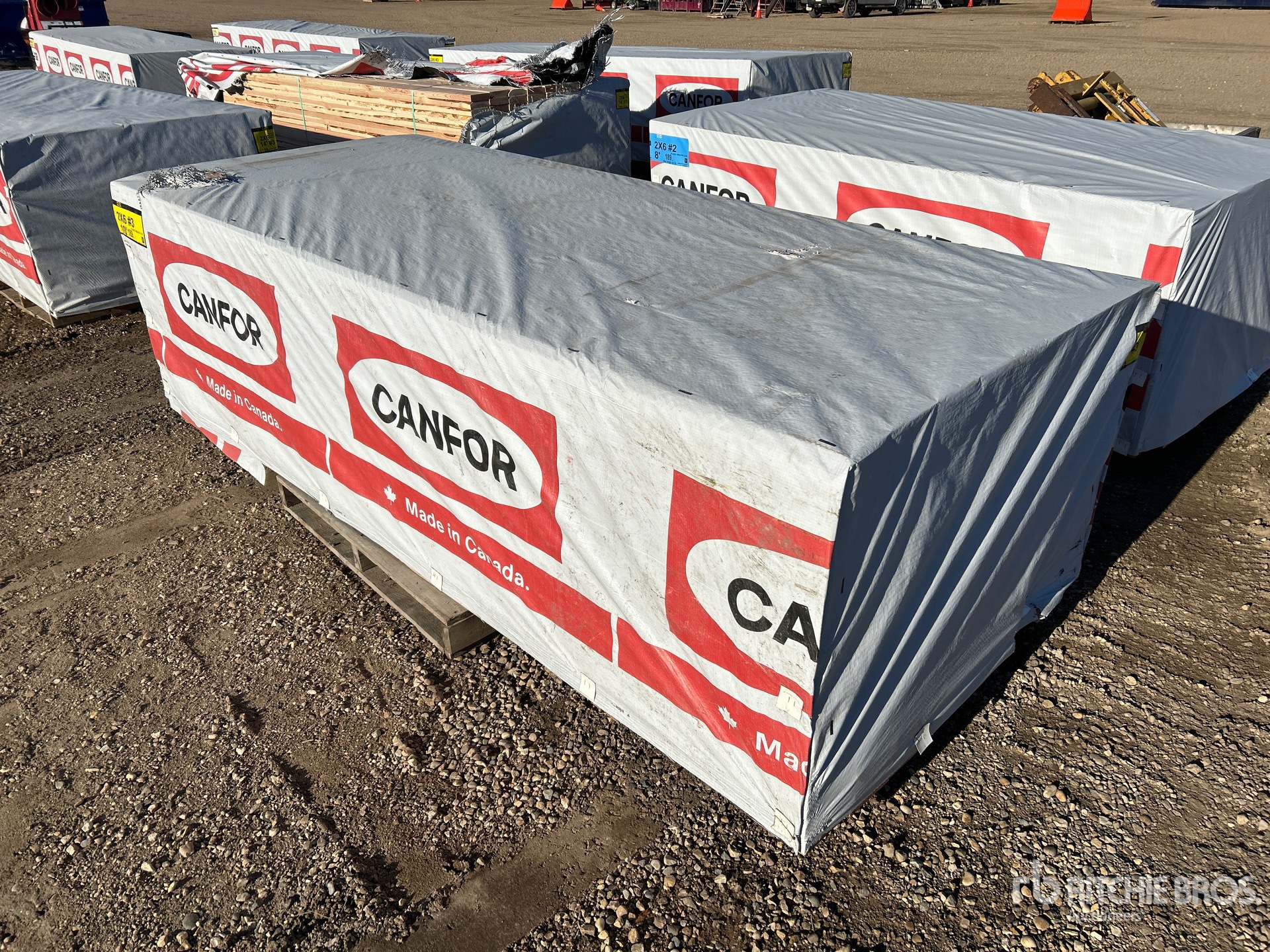 General Appearance with Foto, angolo anteriore sinistro