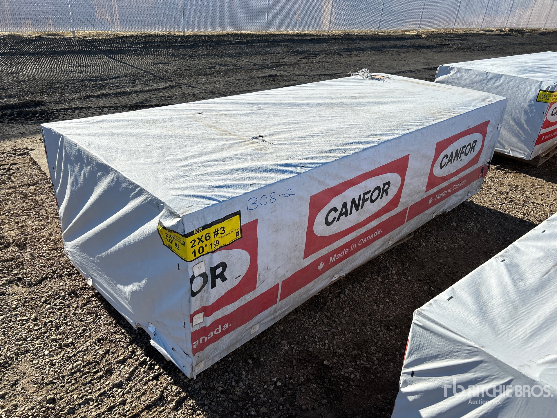 General Appearance with Foto, angolo anteriore destro