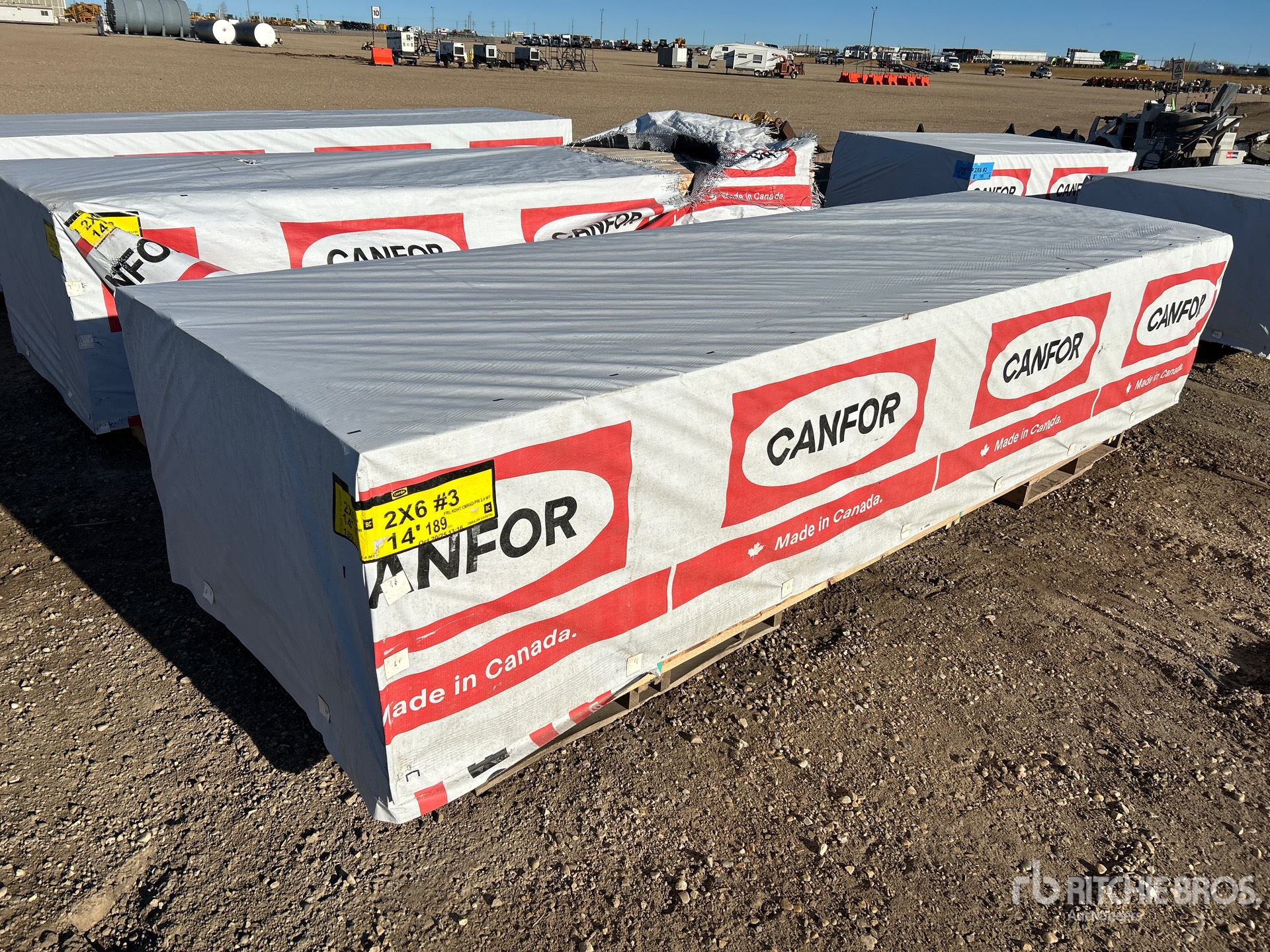 General Appearance with Foto, angolo posteriore sinistro