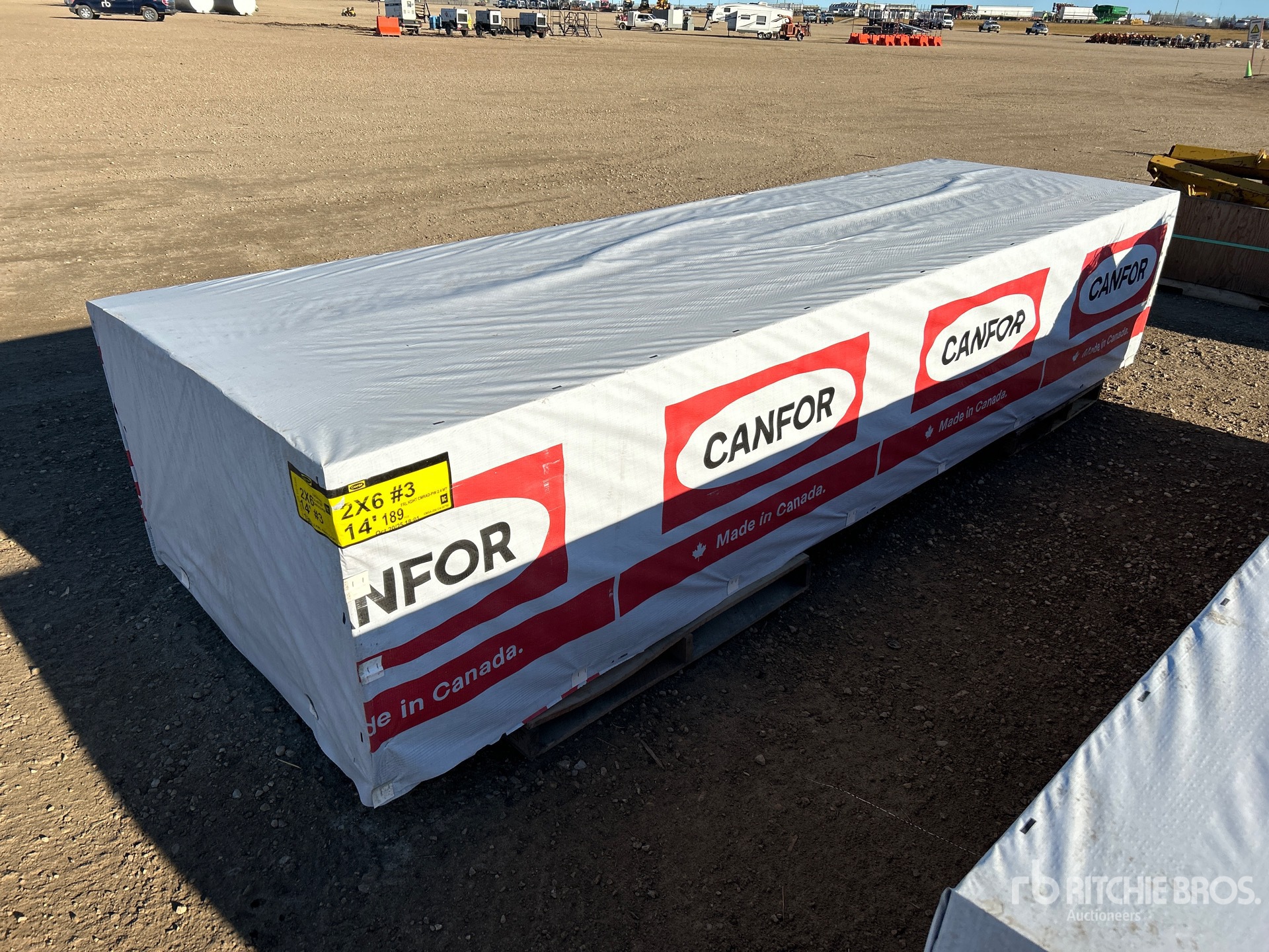 General Appearance with Foto, angolo posteriore sinistro