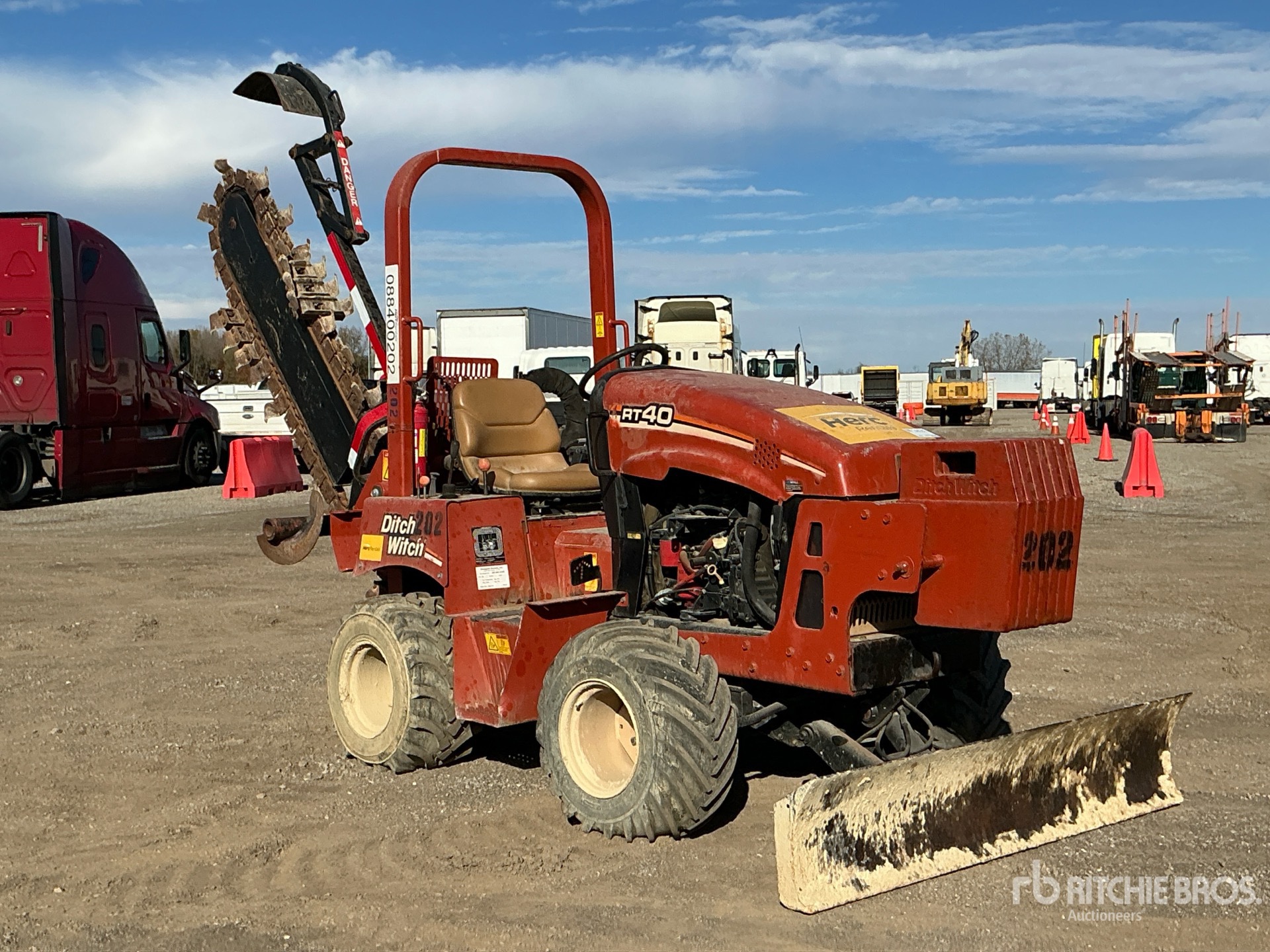 General Appearance with Picture, Right Front Corner