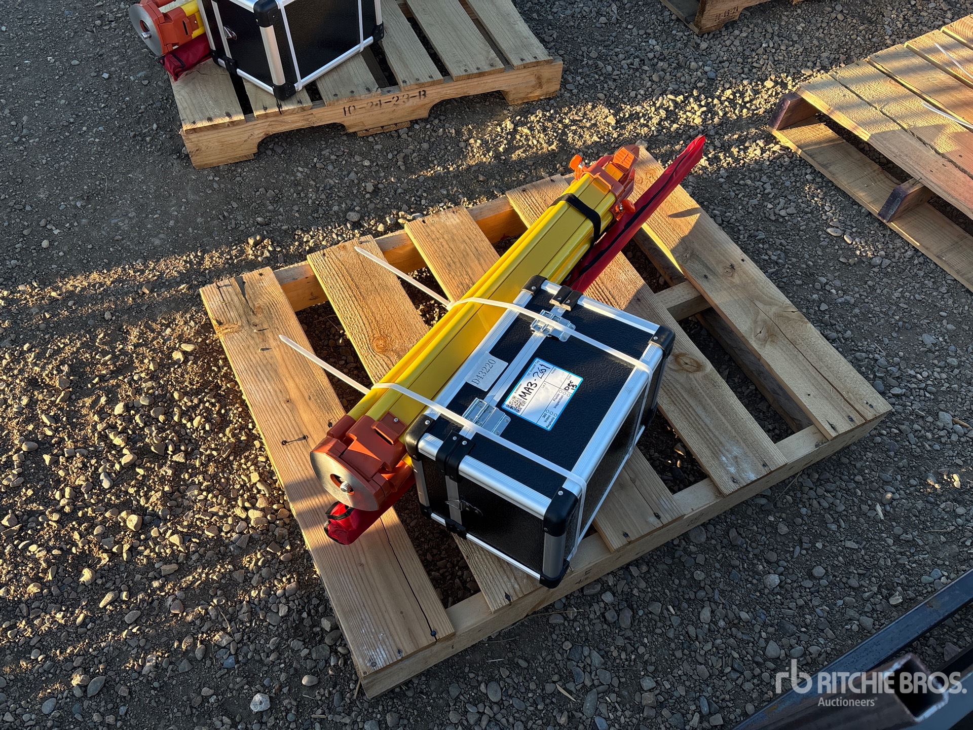 General Appearance with Image, coin avant gauche