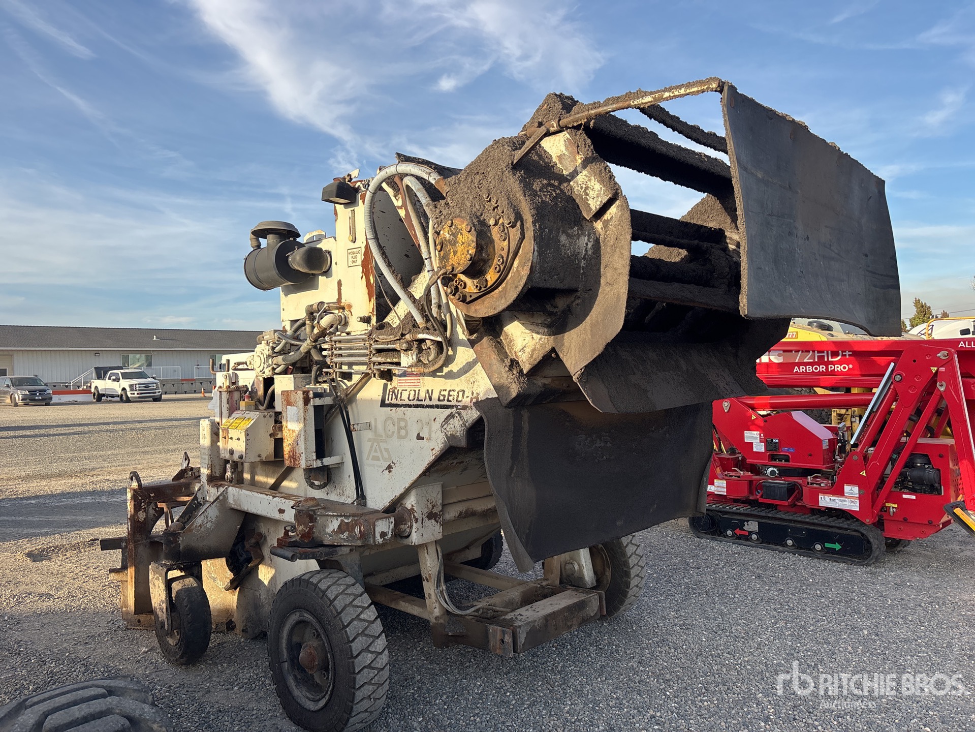 General Appearance with Picture, Left Rear Corner