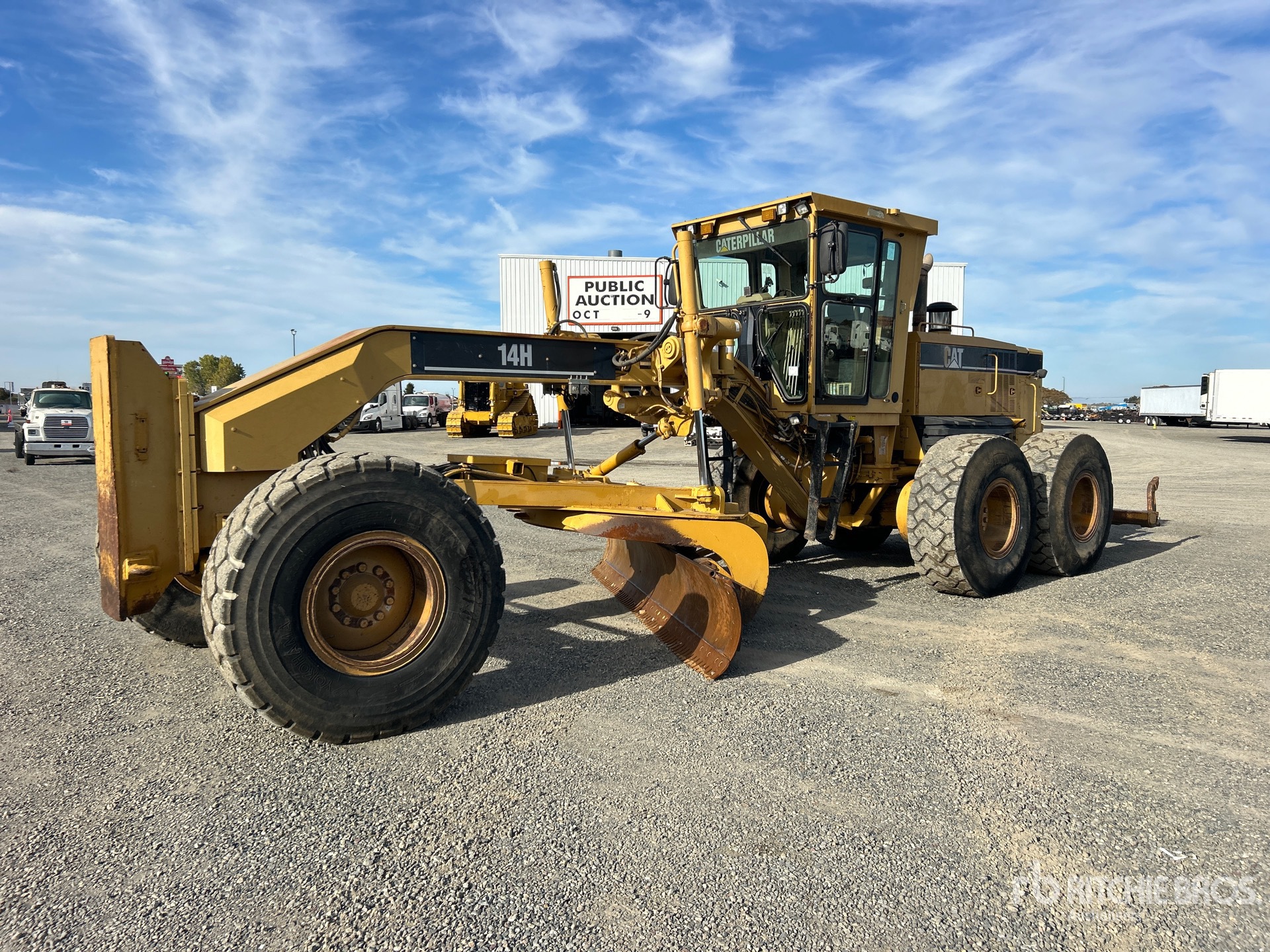 General Appearance with Image, coin avant gauche