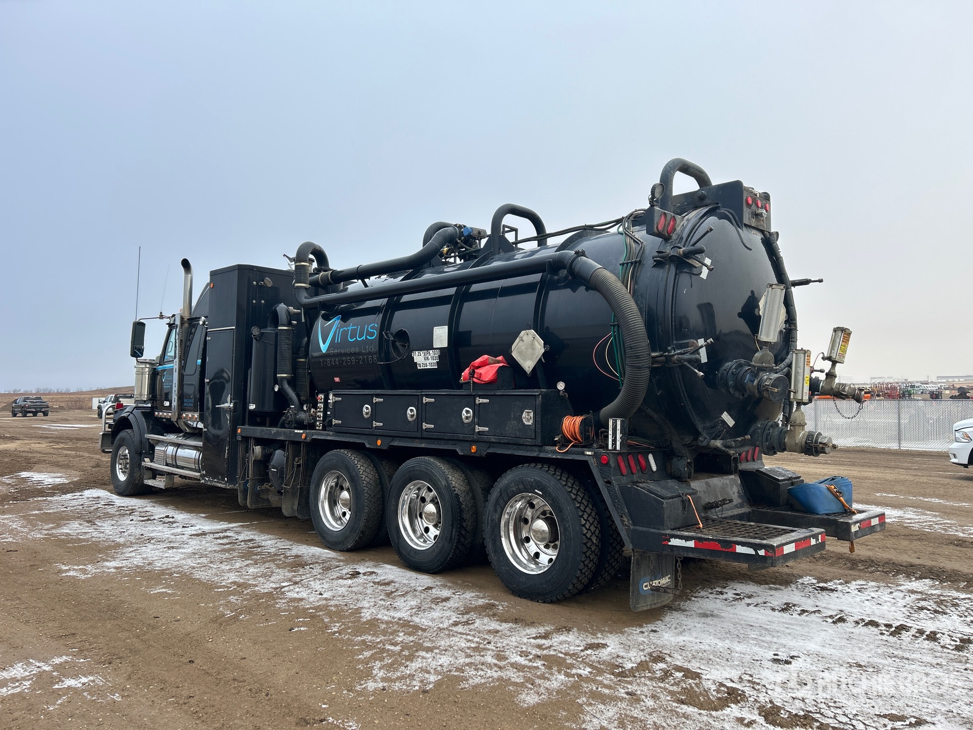 General Appearance with Picture, Left Rear Corner