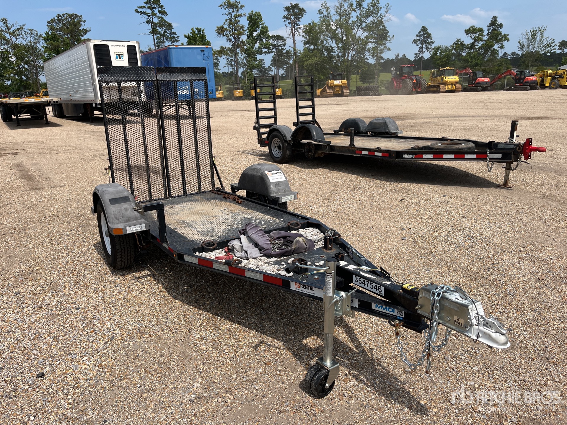 General Appearance with Bild, Ecke vorne rechts