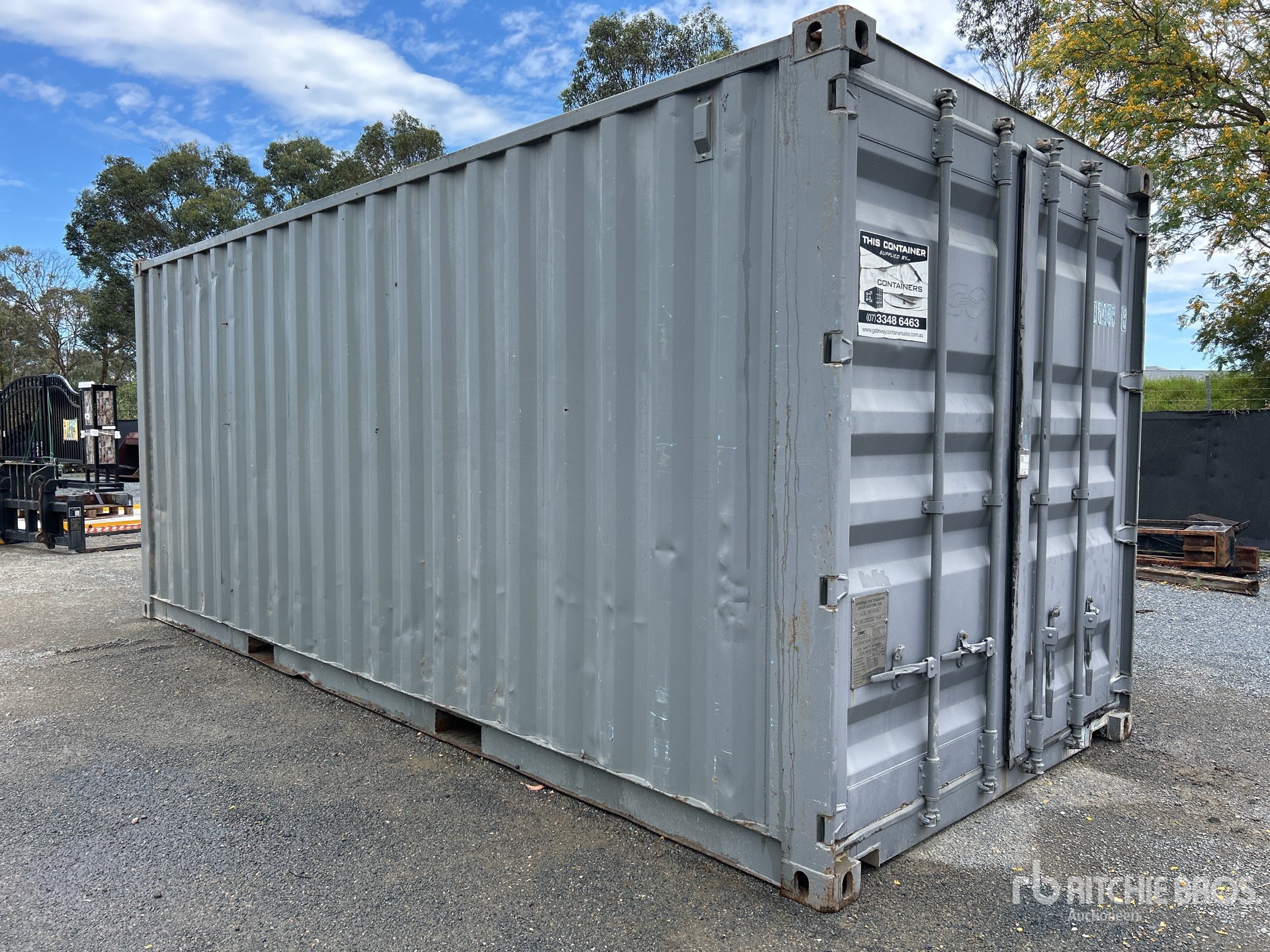 General Appearance with Picture, Right Front Corner