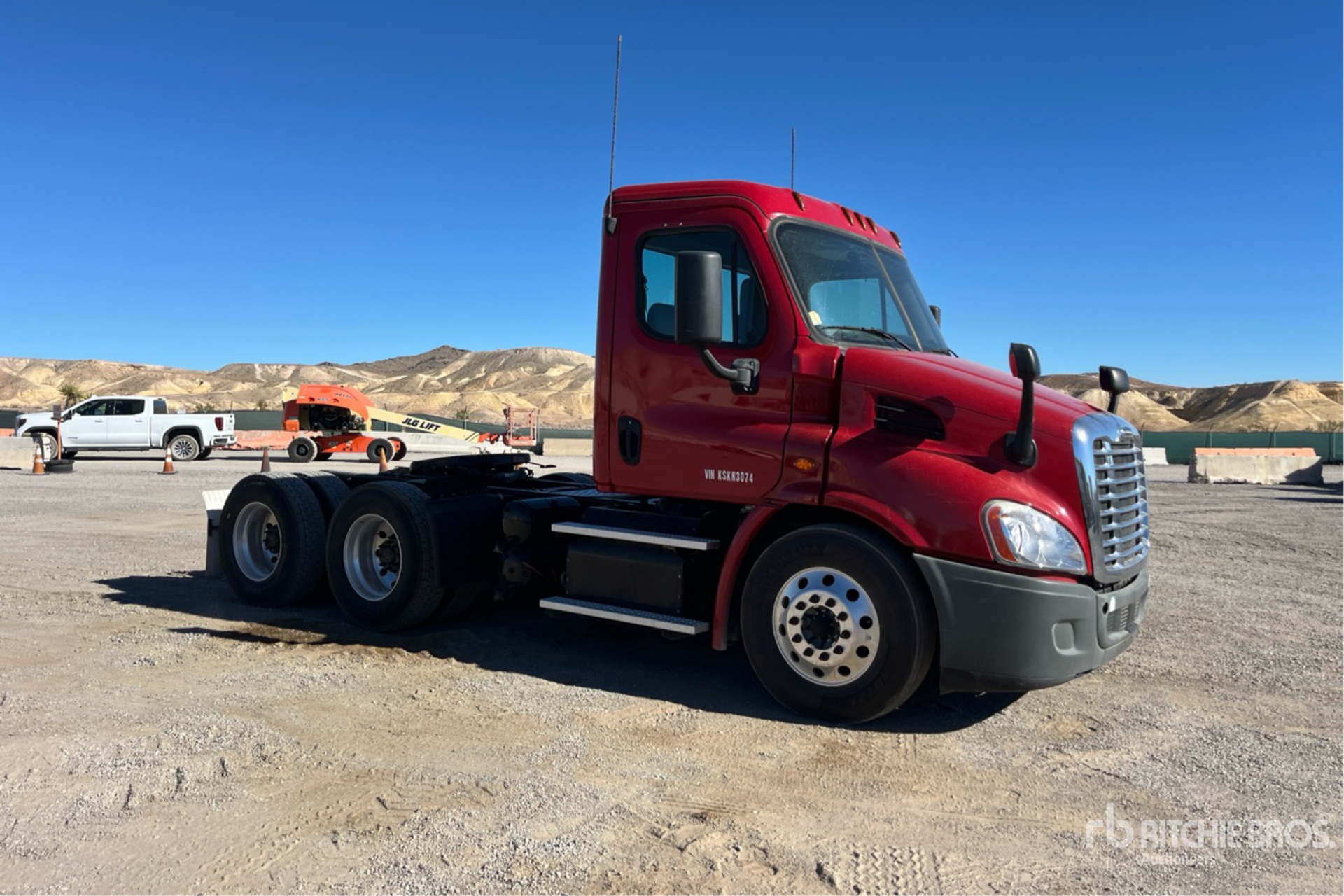 General Appearance with Picture, Right Front Corner