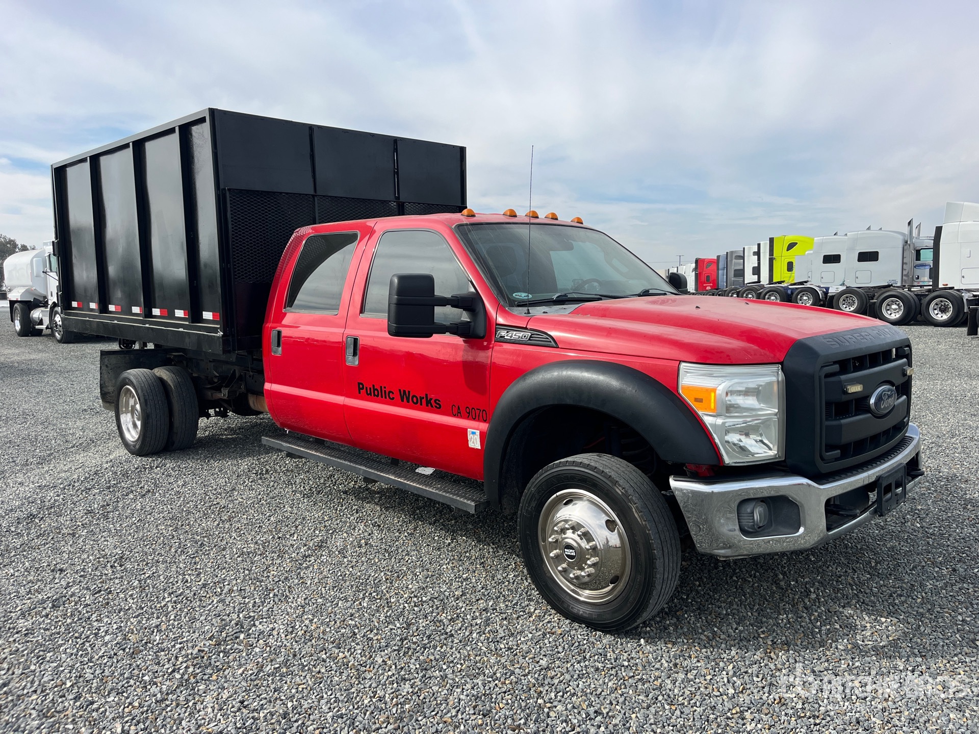 General Appearance with Picture, Right Front Corner