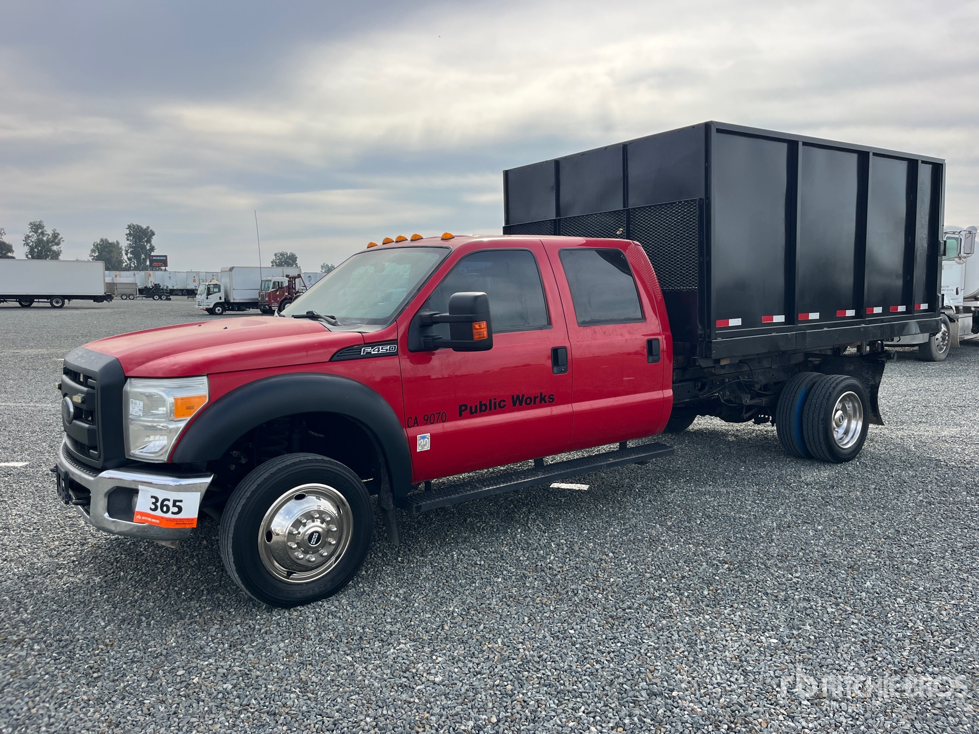 General Appearance with Picture, Left Front Corner