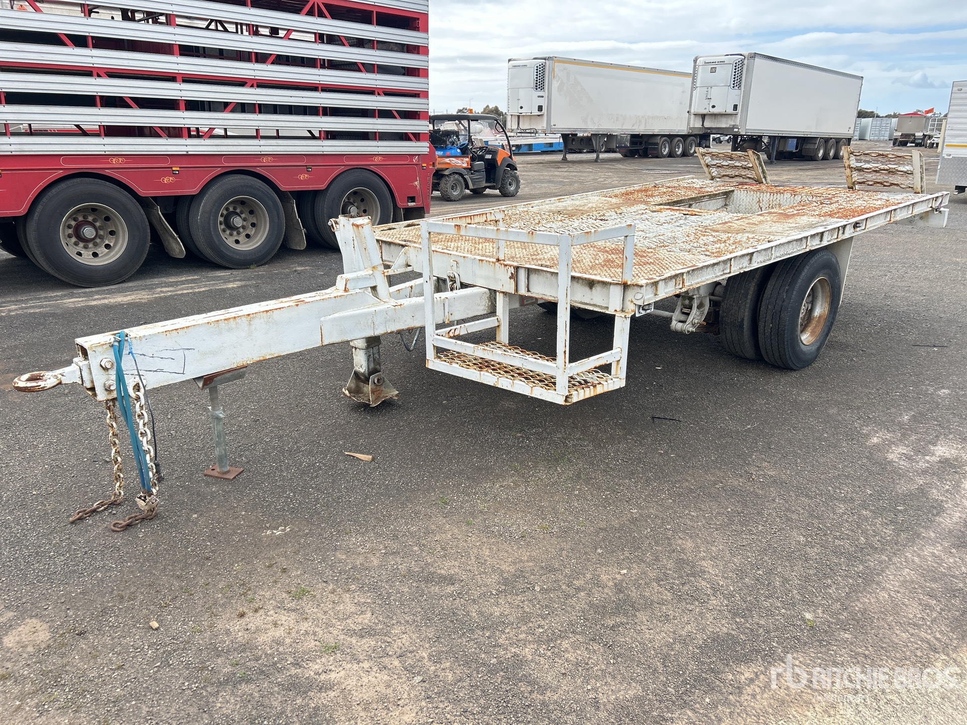 General Appearance with Picture, Right Front Corner