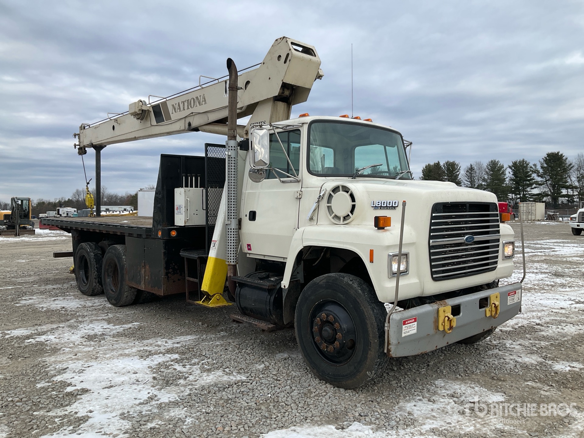 Aspect général with Image, coin avant droit