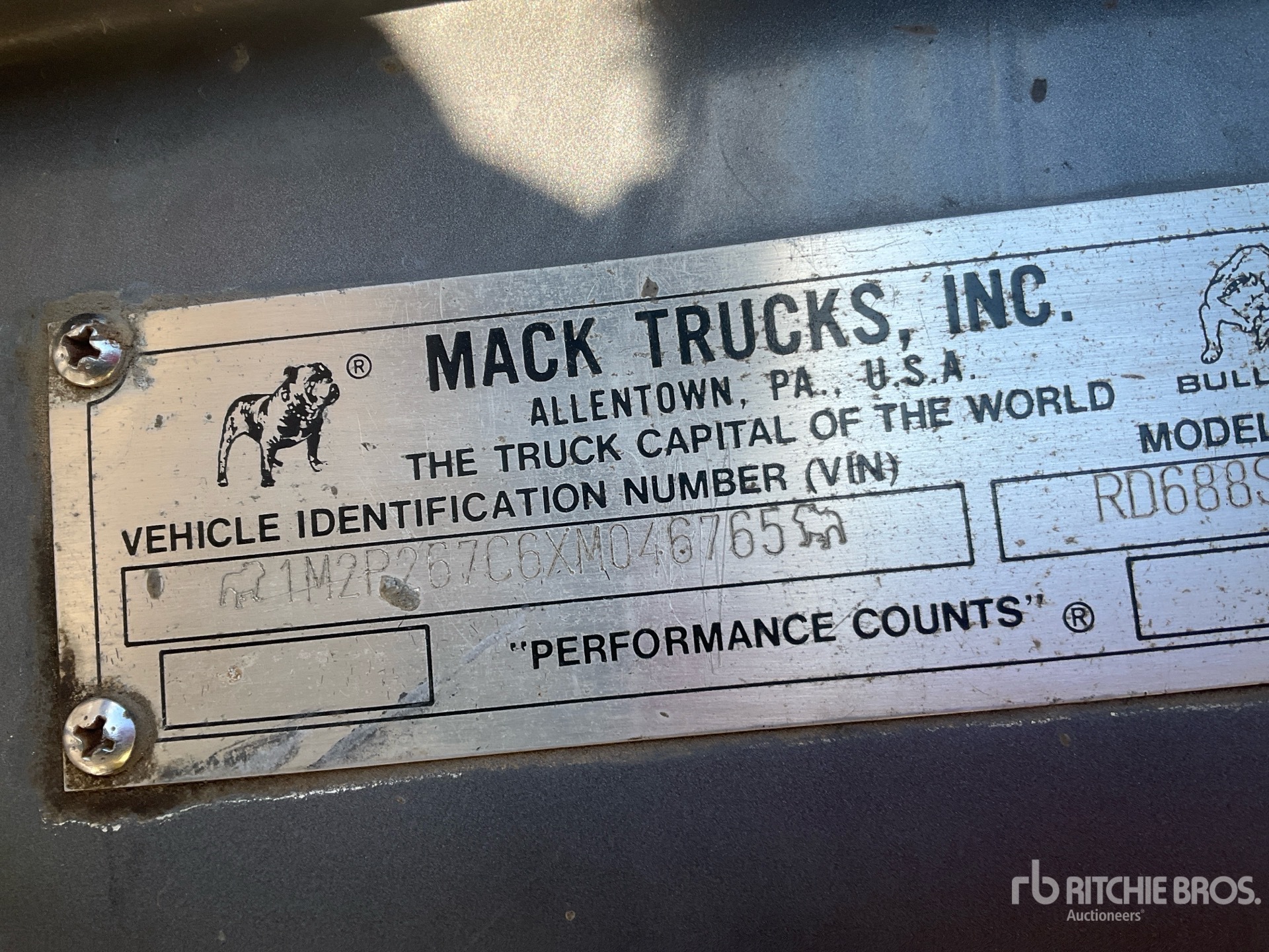 General Appearance with Numéro de série/Numéro d'identification du véhicule automobile