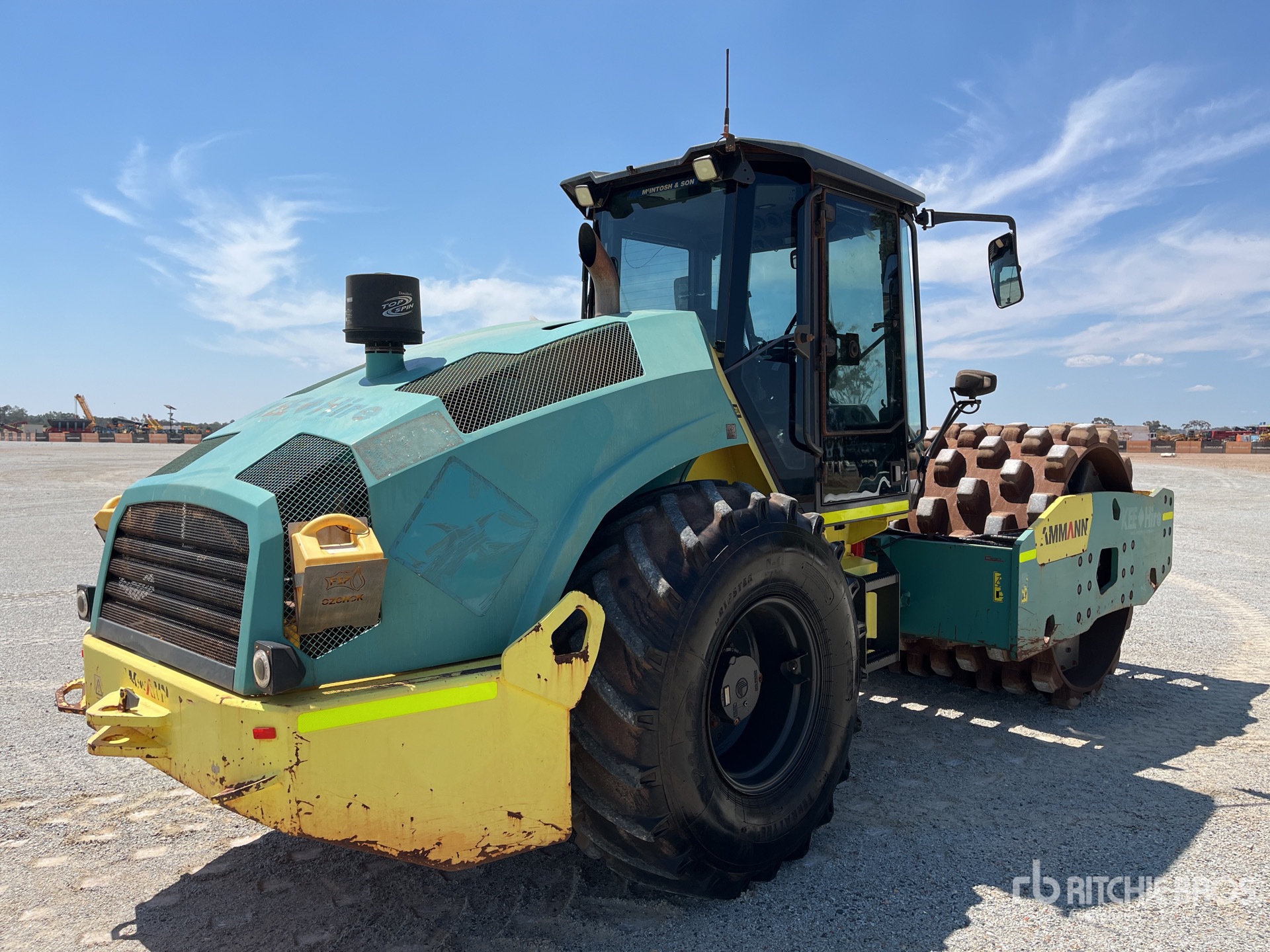 General Appearance with Bild, Ecke hinten rechts