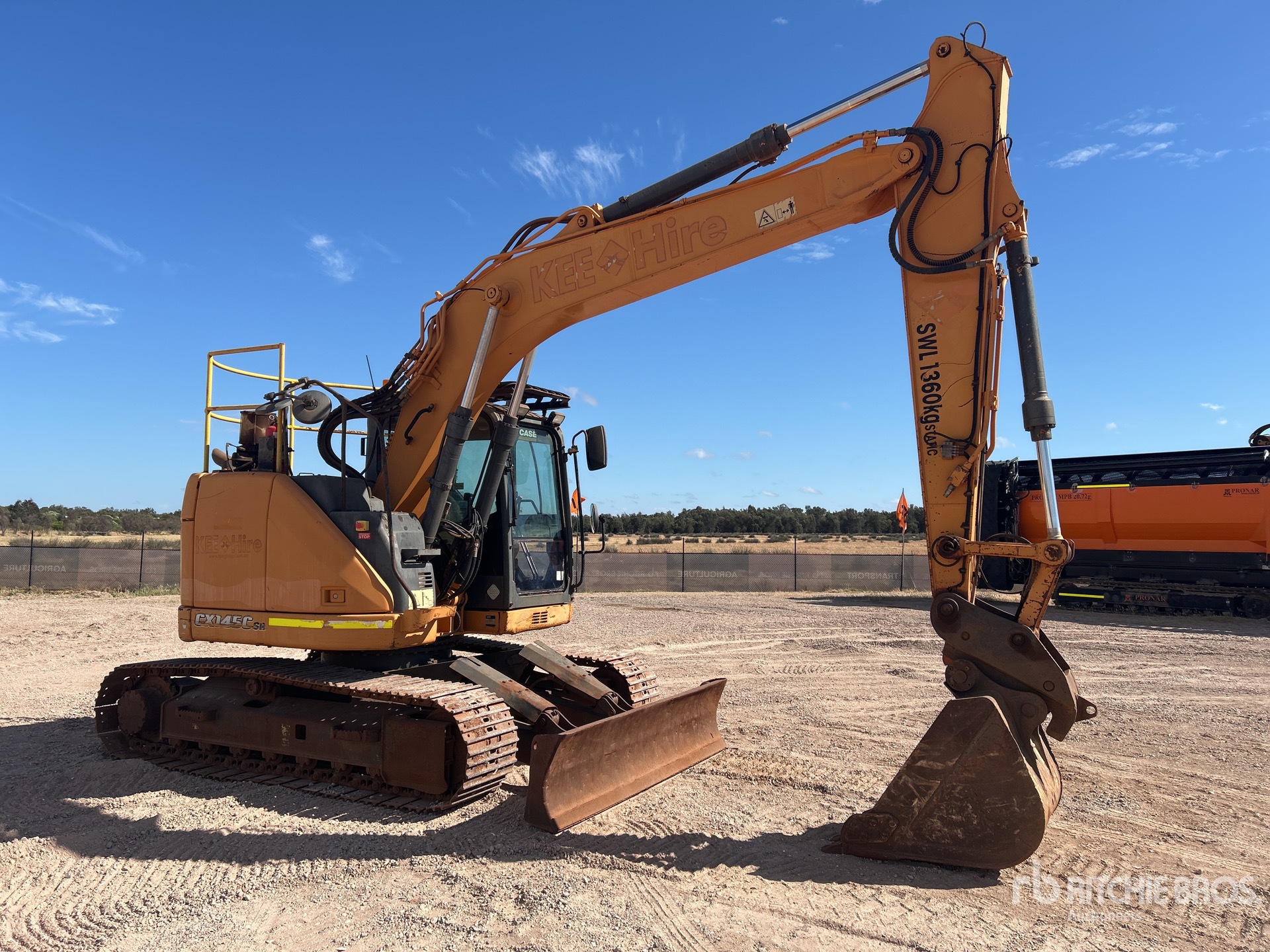 General Appearance with Picture, Right Front Corner