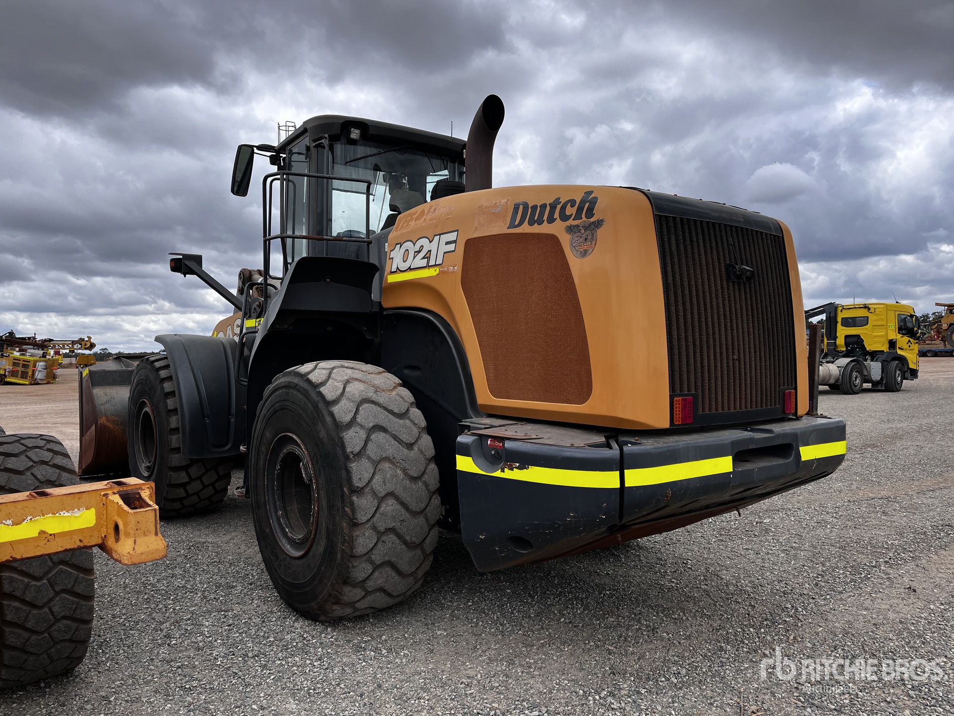 General Appearance with Picture, Left Rear Corner