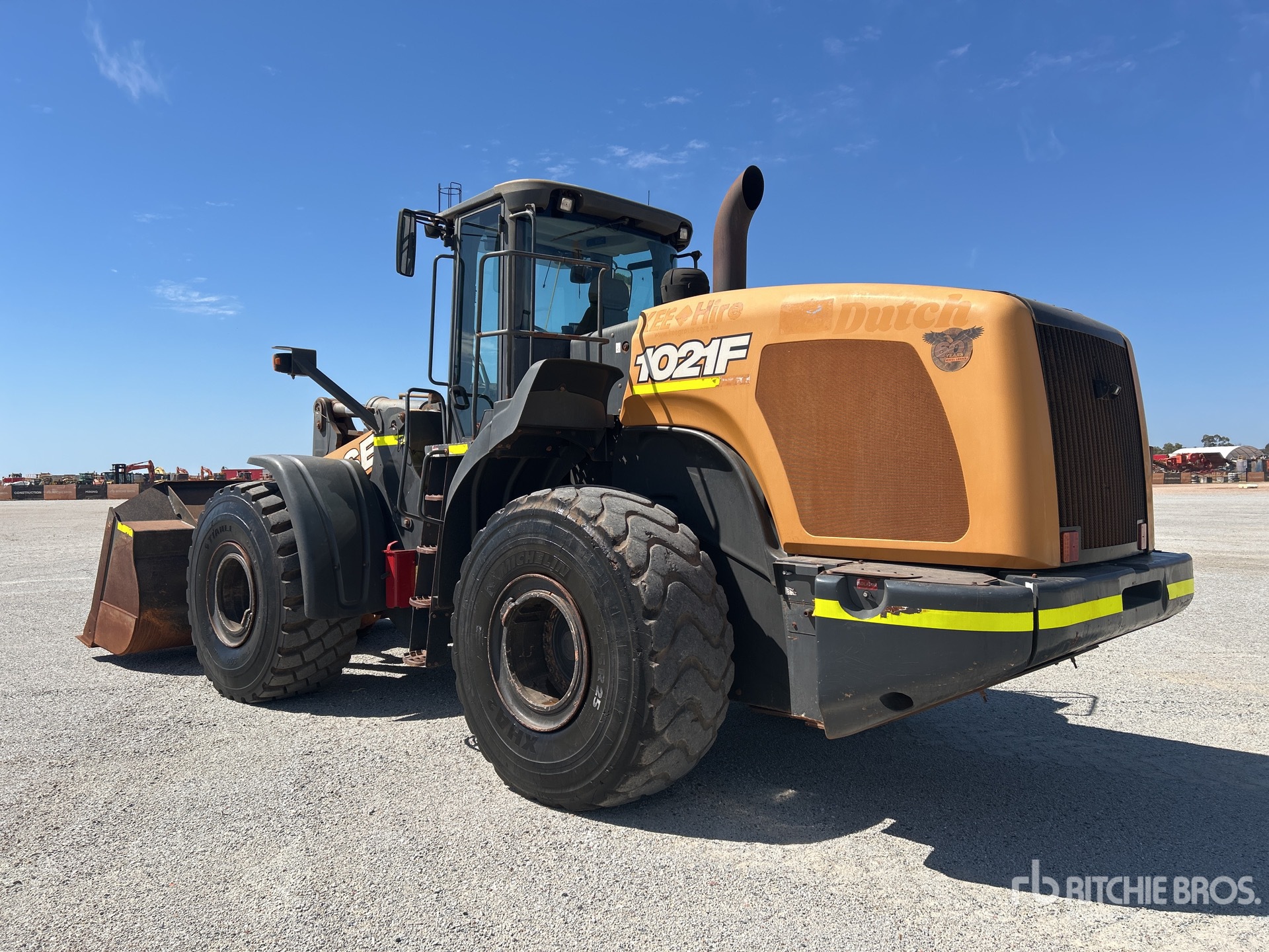 General Appearance with Picture, Left Rear Corner