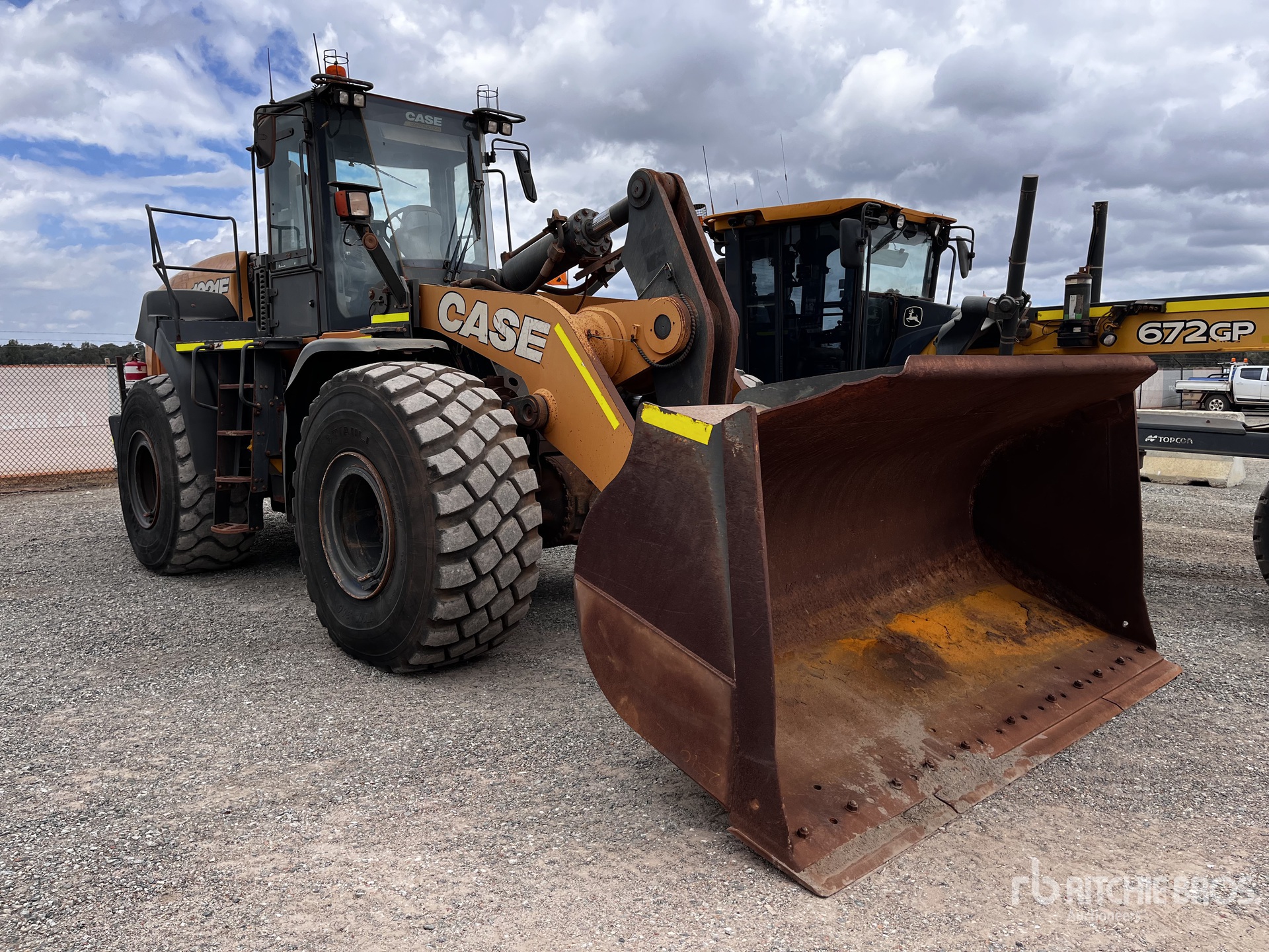 General Appearance with Picture, Right Front Corner