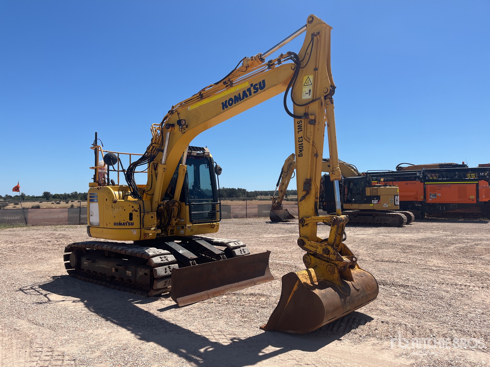 General Appearance with Picture, Right Front Corner