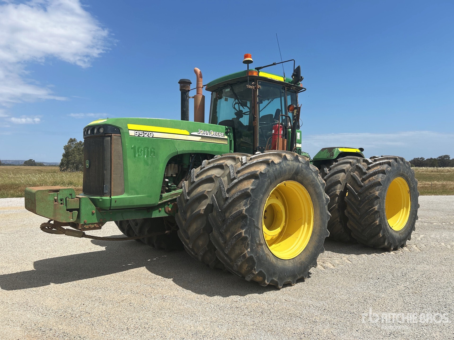 Aspect général with Image, coin avant gauche