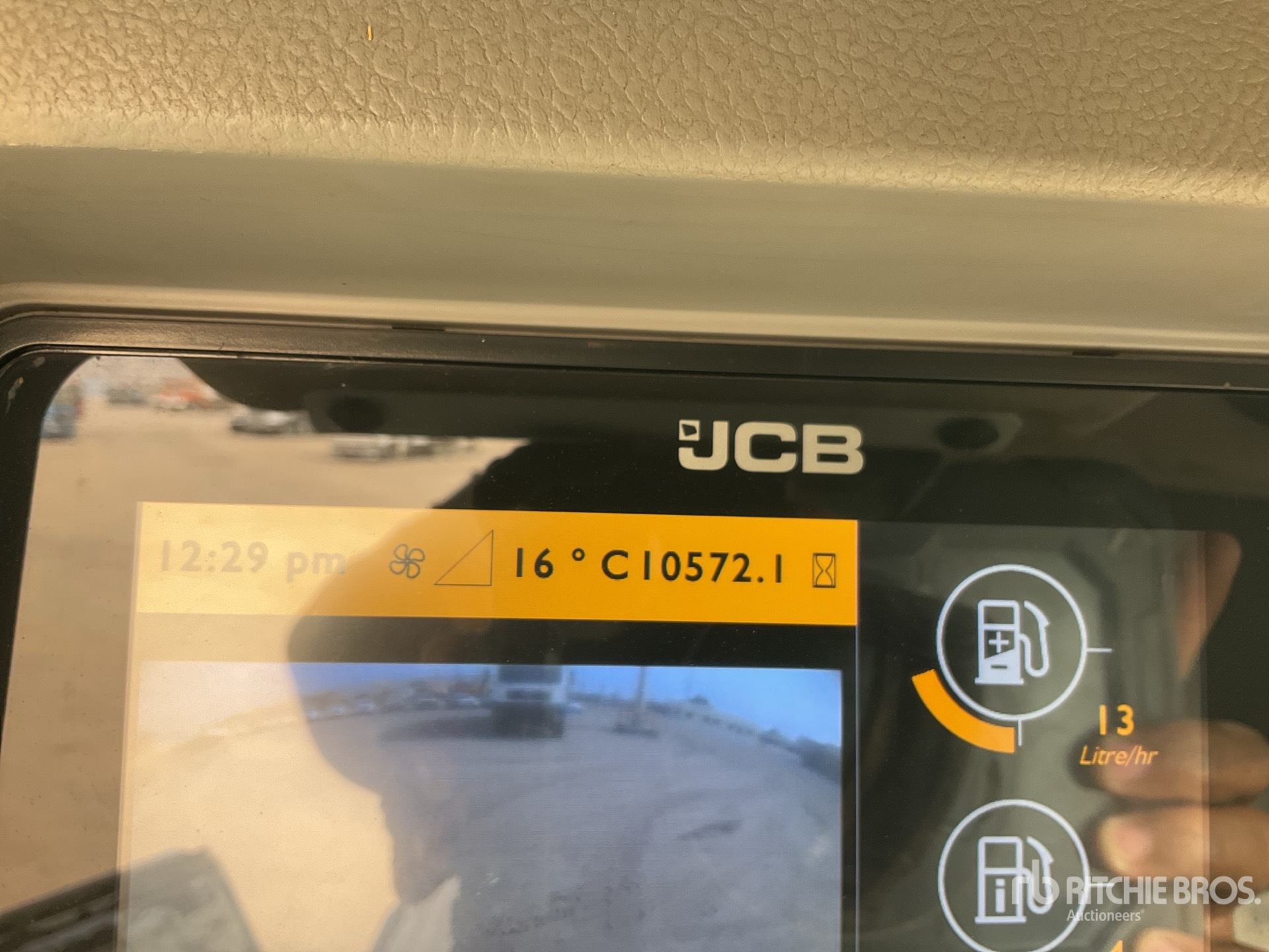 General Appearance with Hour Meter / Odometer